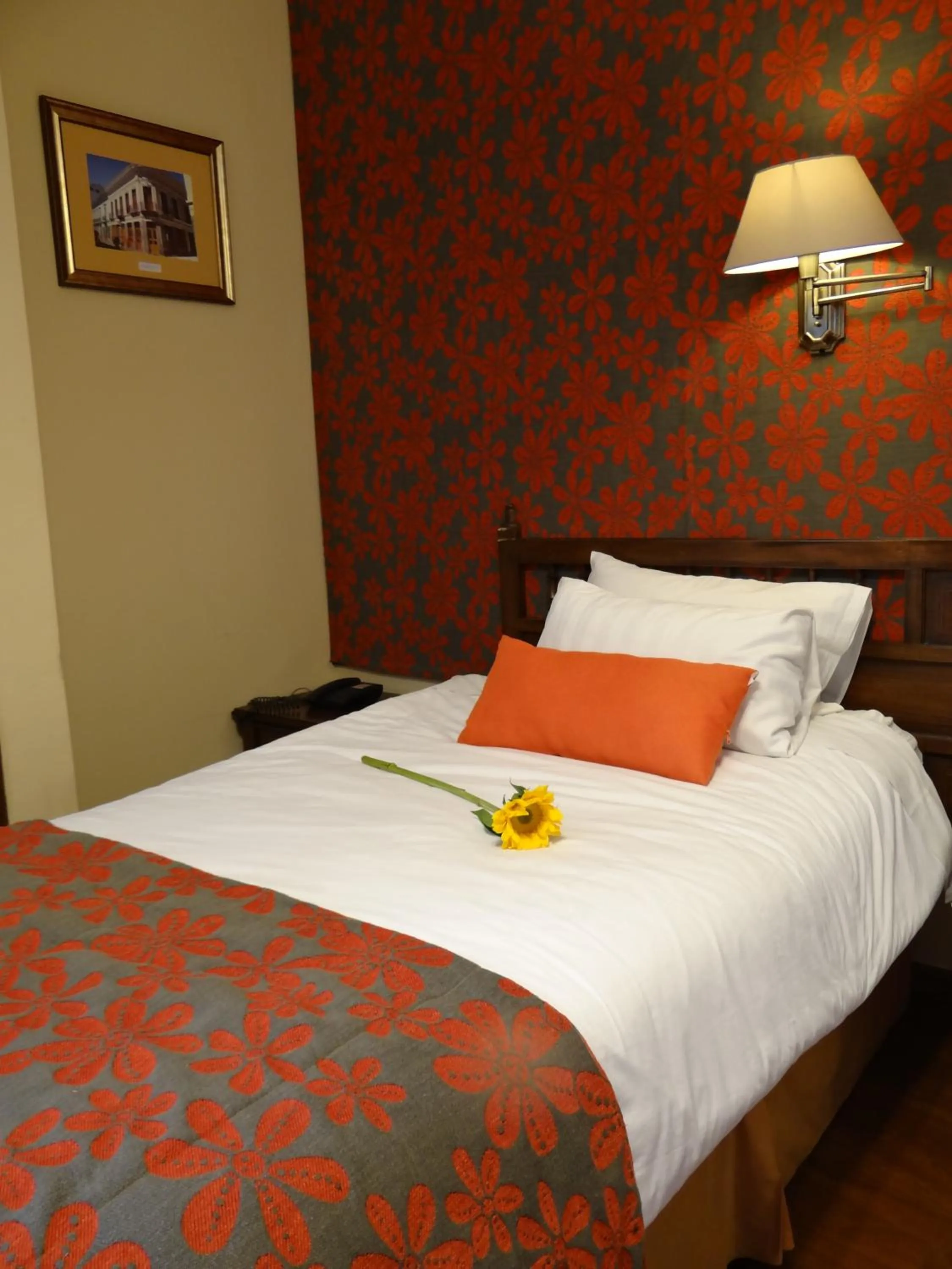 Bed in Hotel Real Audiencia