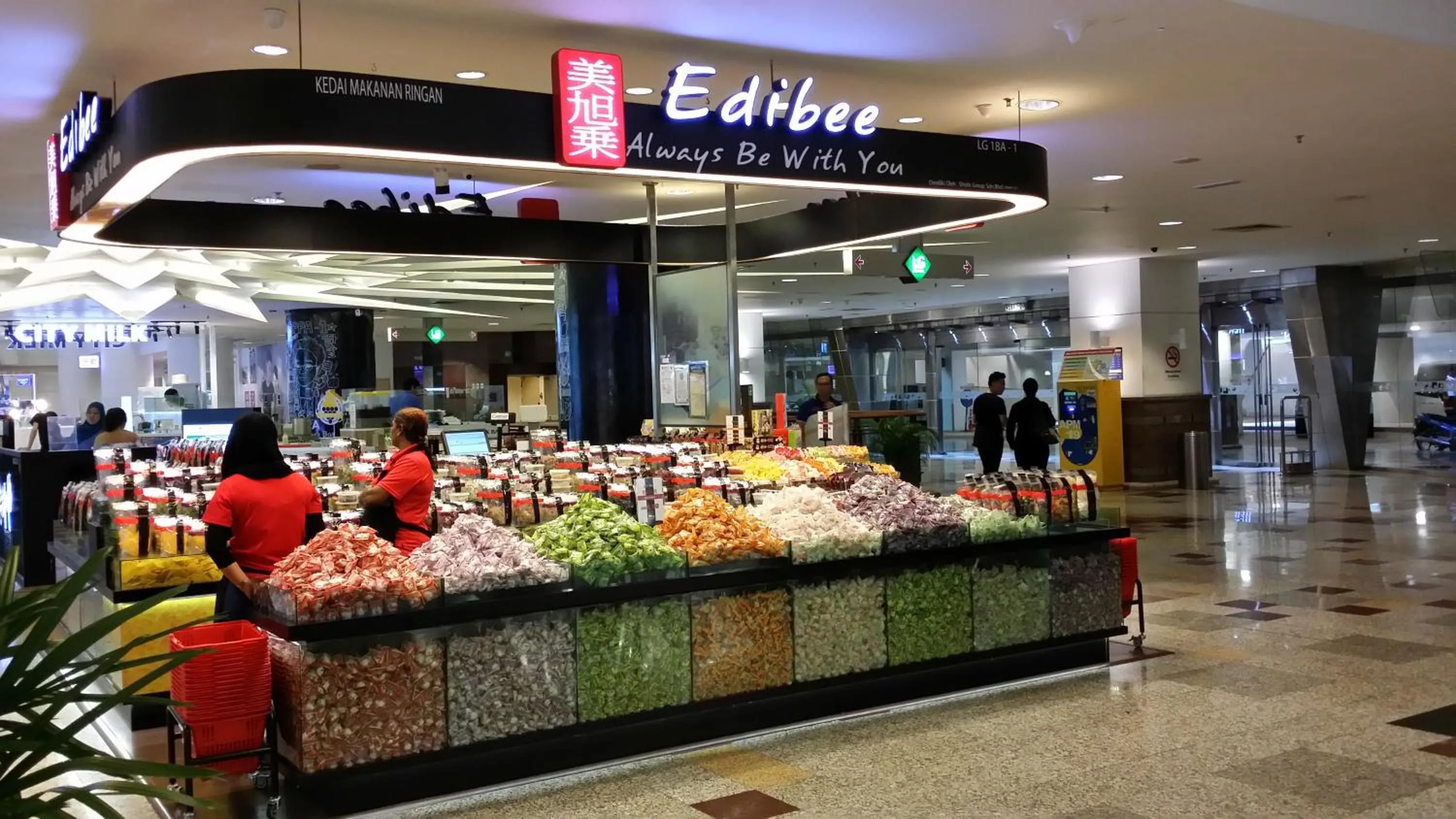 Restaurant/places to eat in Sunbow Suites @ Times Square Kuala Lumpur