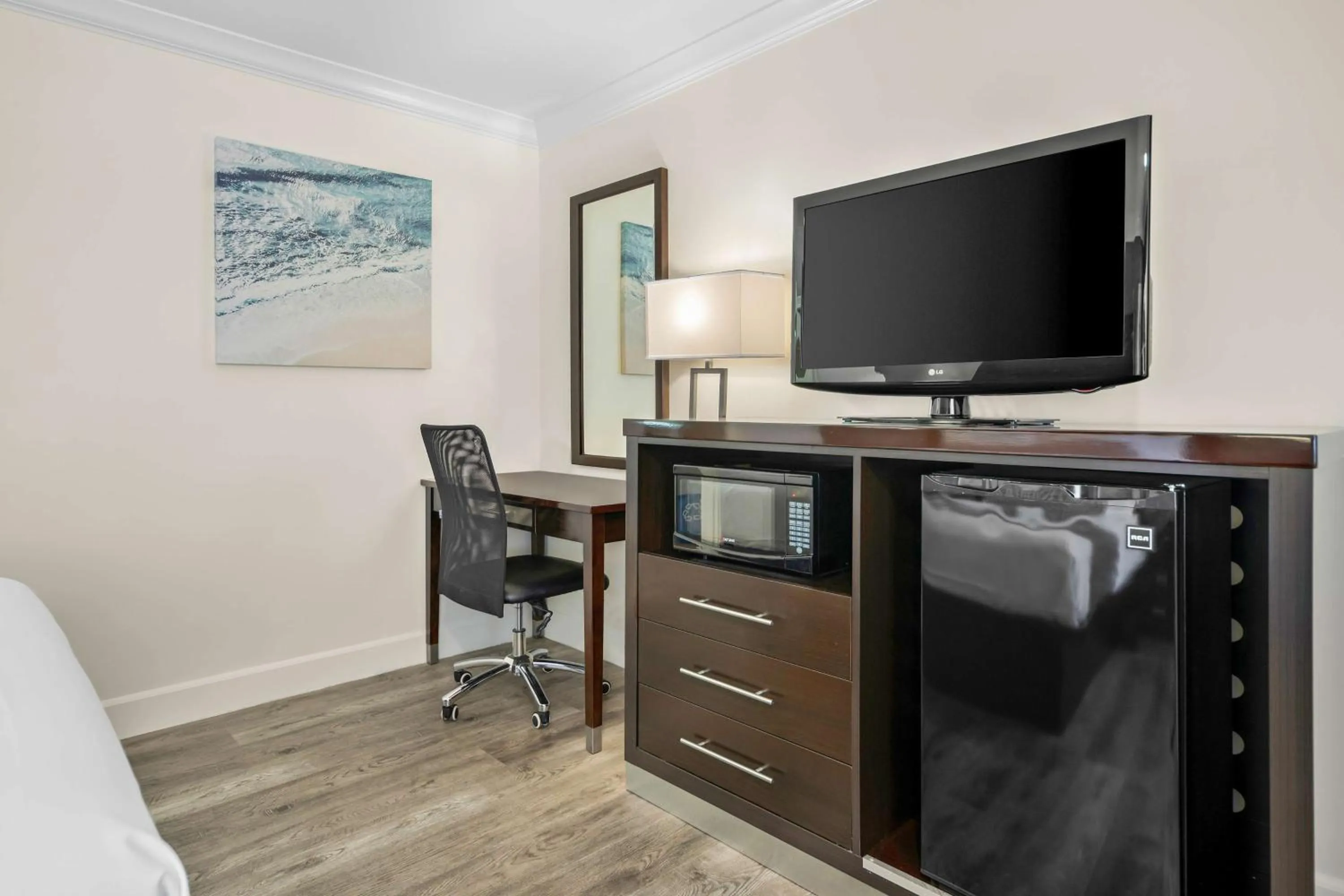 TV and multimedia, Bed in Best Western Park Crest Inn