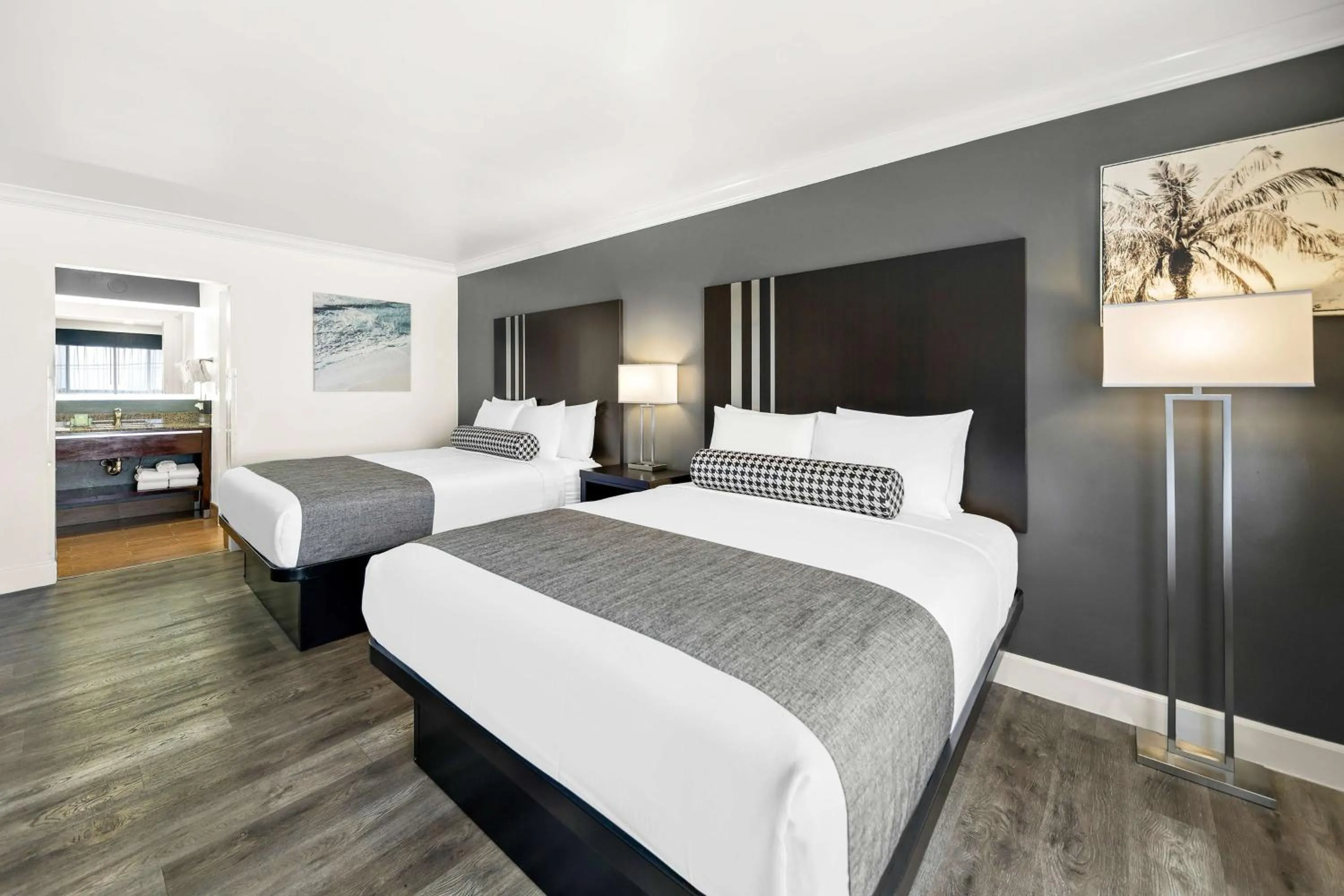 Bedroom, Bed in Best Western Park Crest Inn