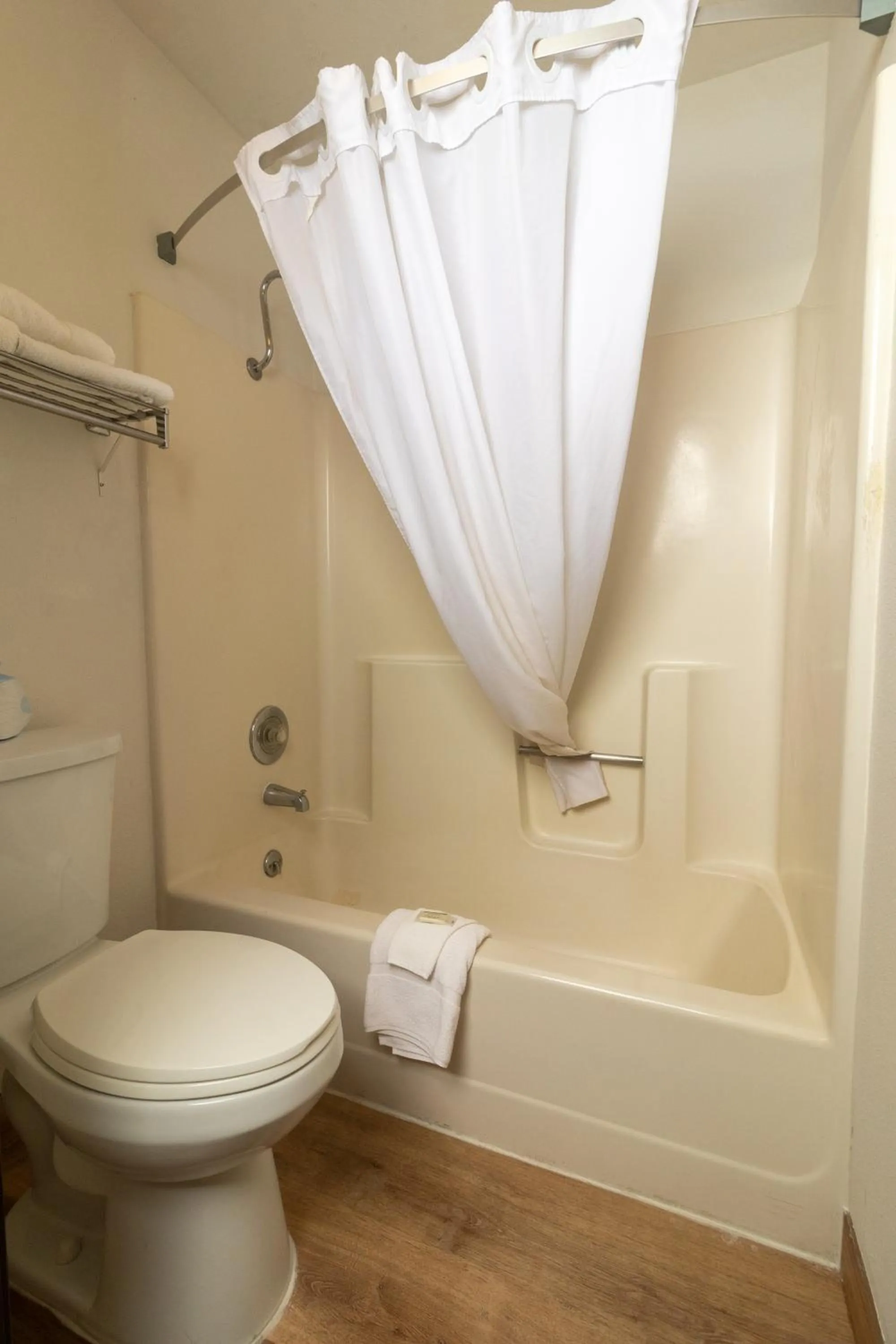 FairBridge Inn & Suites Moscow - Pullman