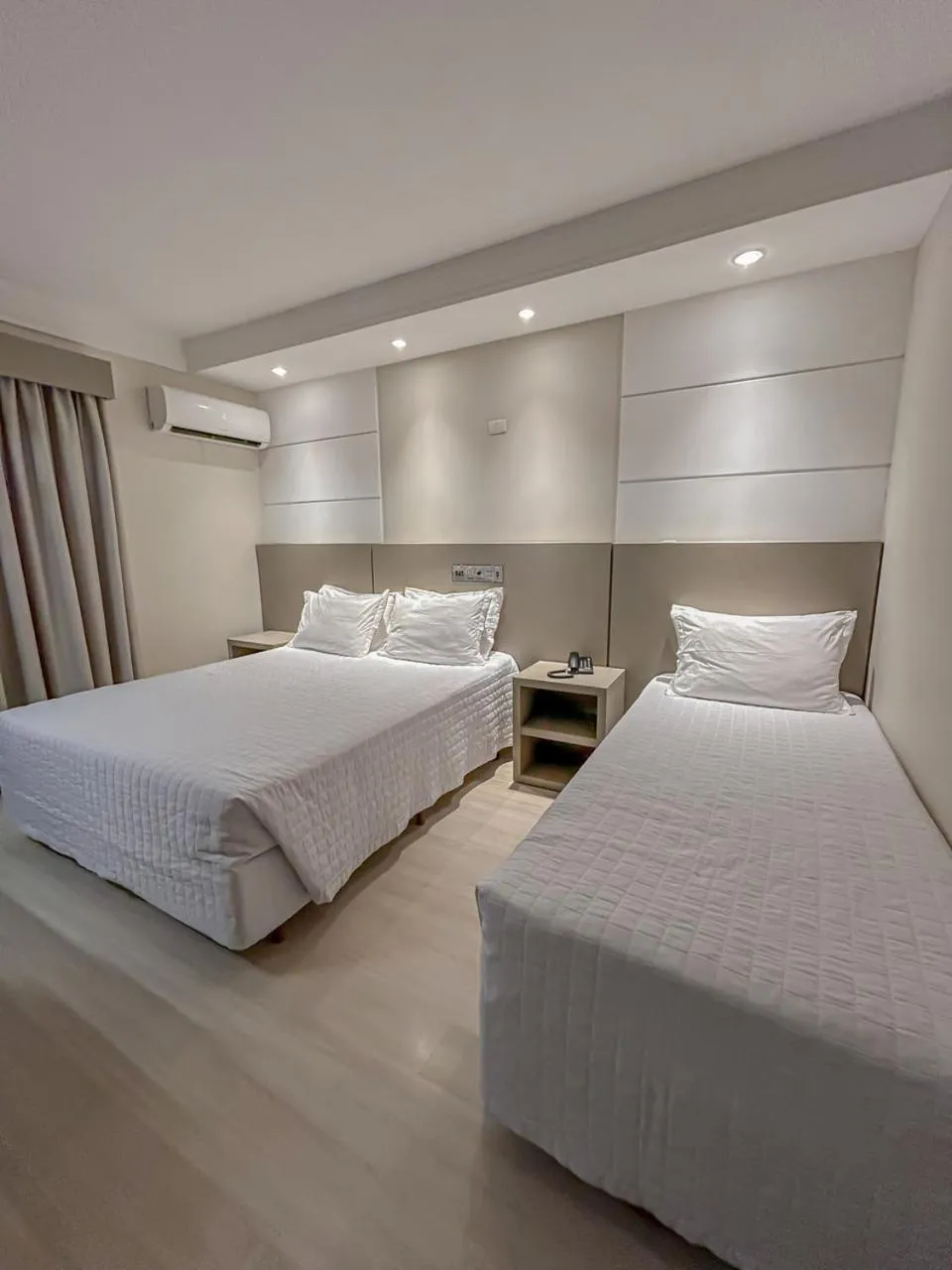 Bed in Hotel Marimar The Place