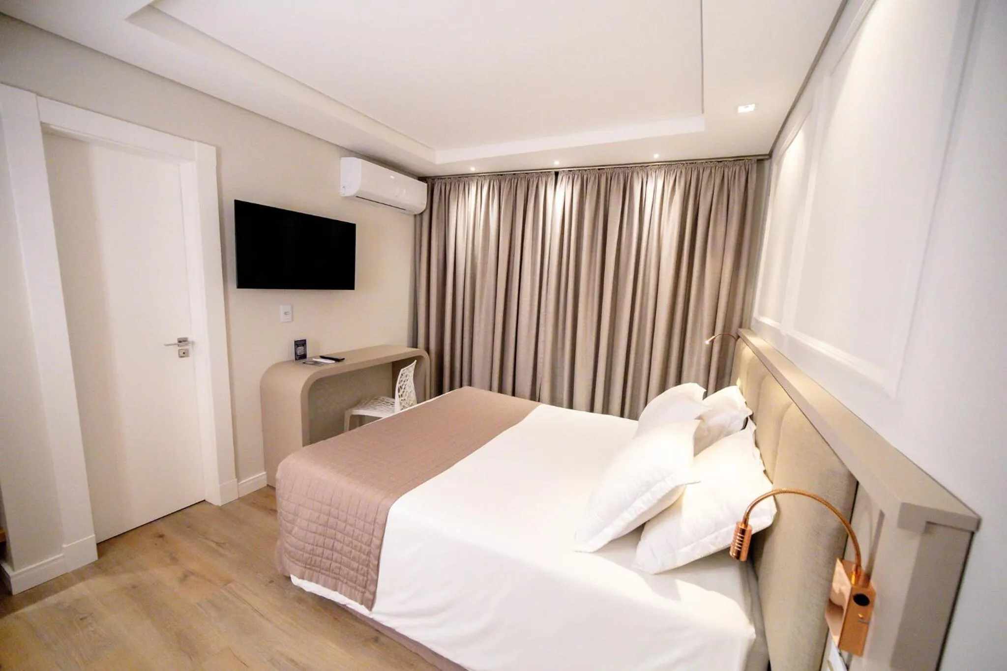 Bed in Hotel Marimar The Place