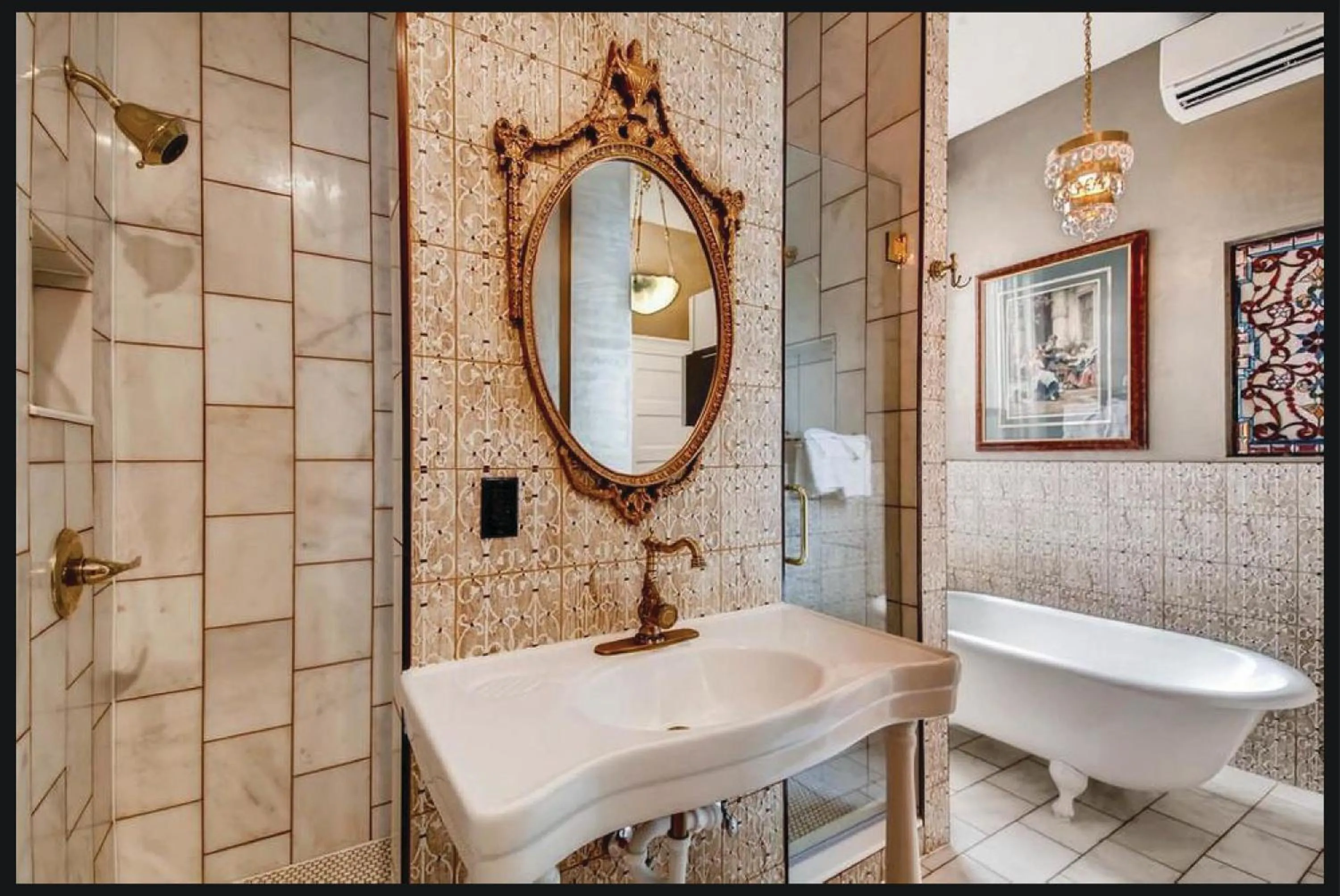 Bathroom in The Holiday Chalet Victorian