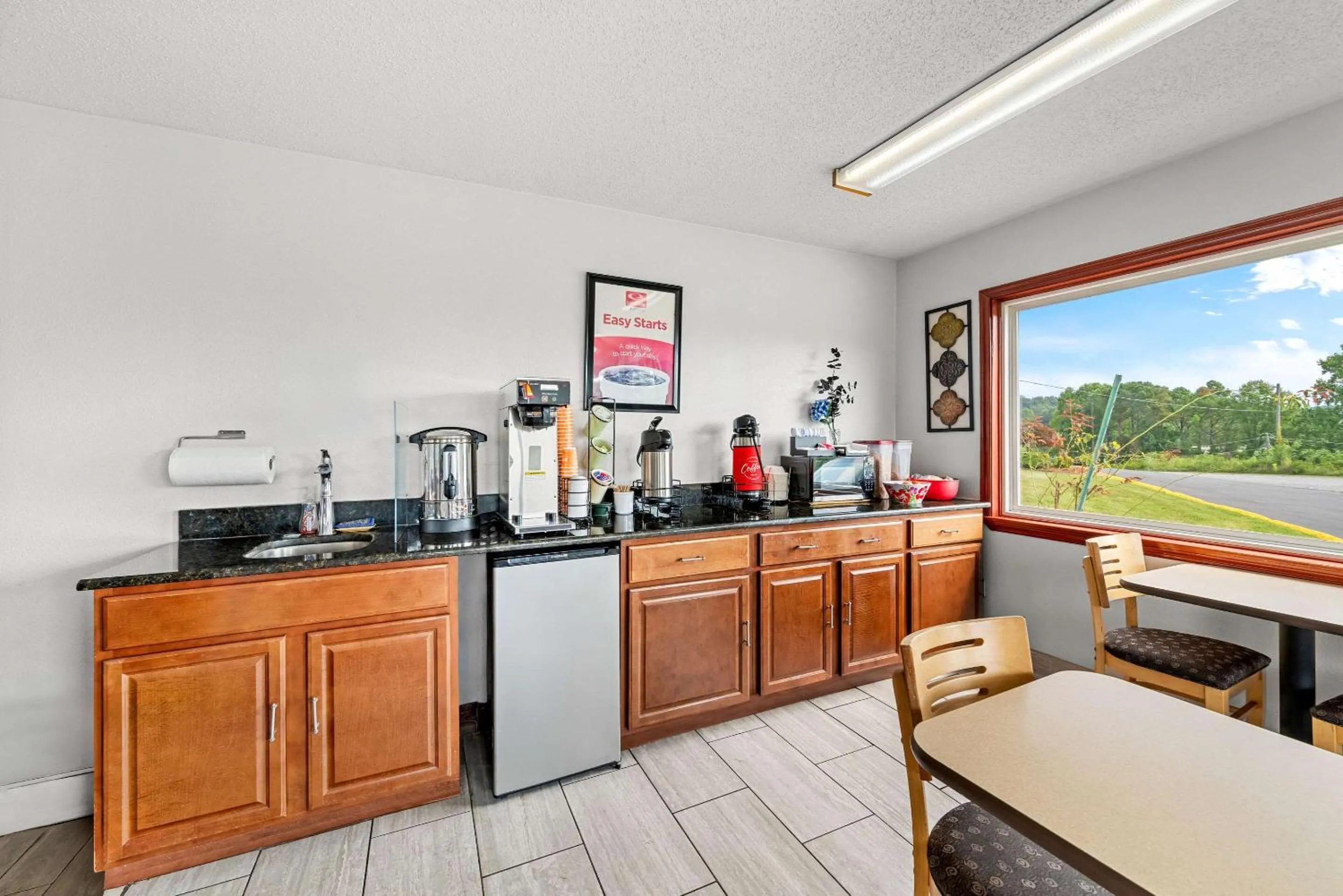 Breakfast in Econo Lodge Kingsport East