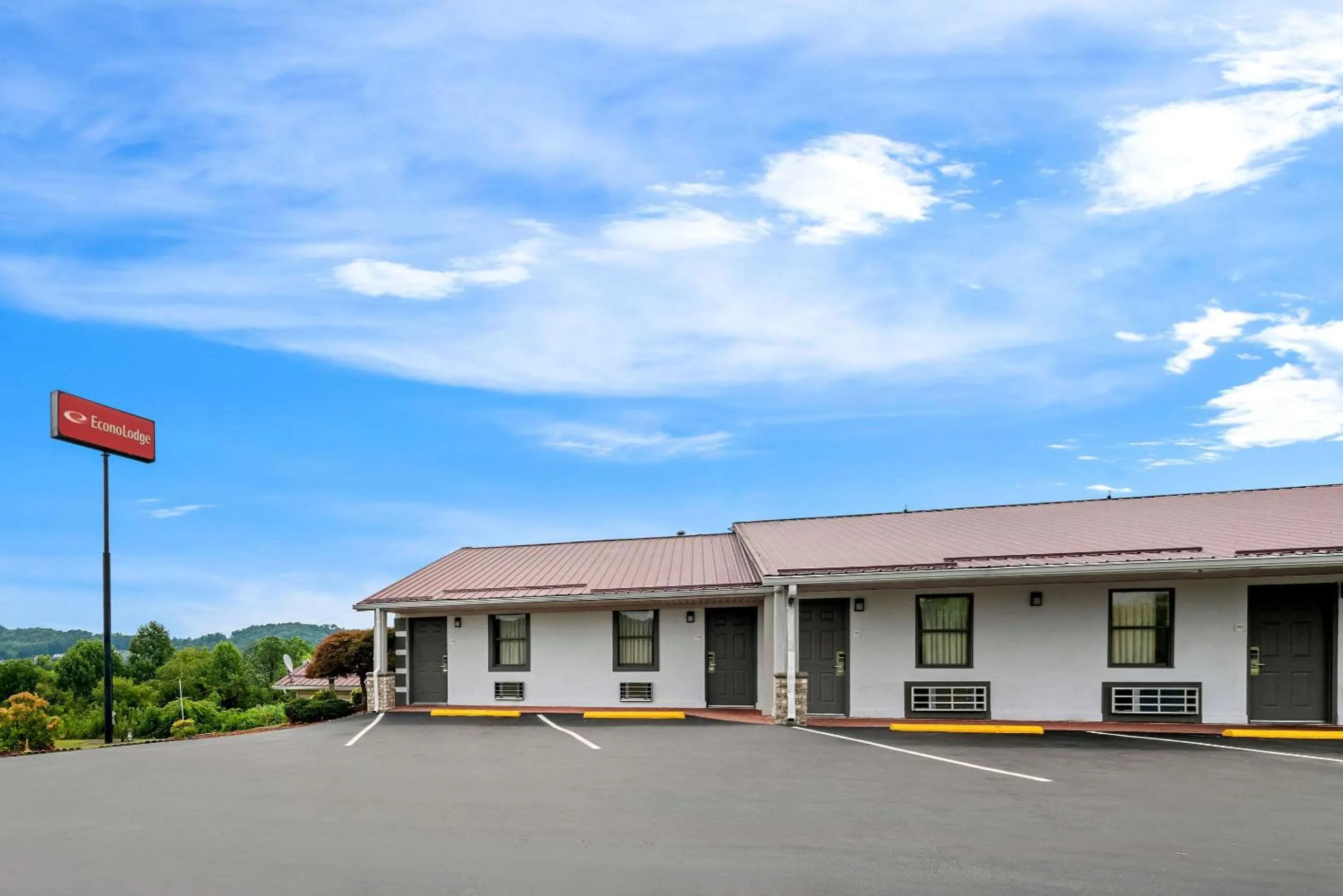 Property building in Econo Lodge Kingsport East