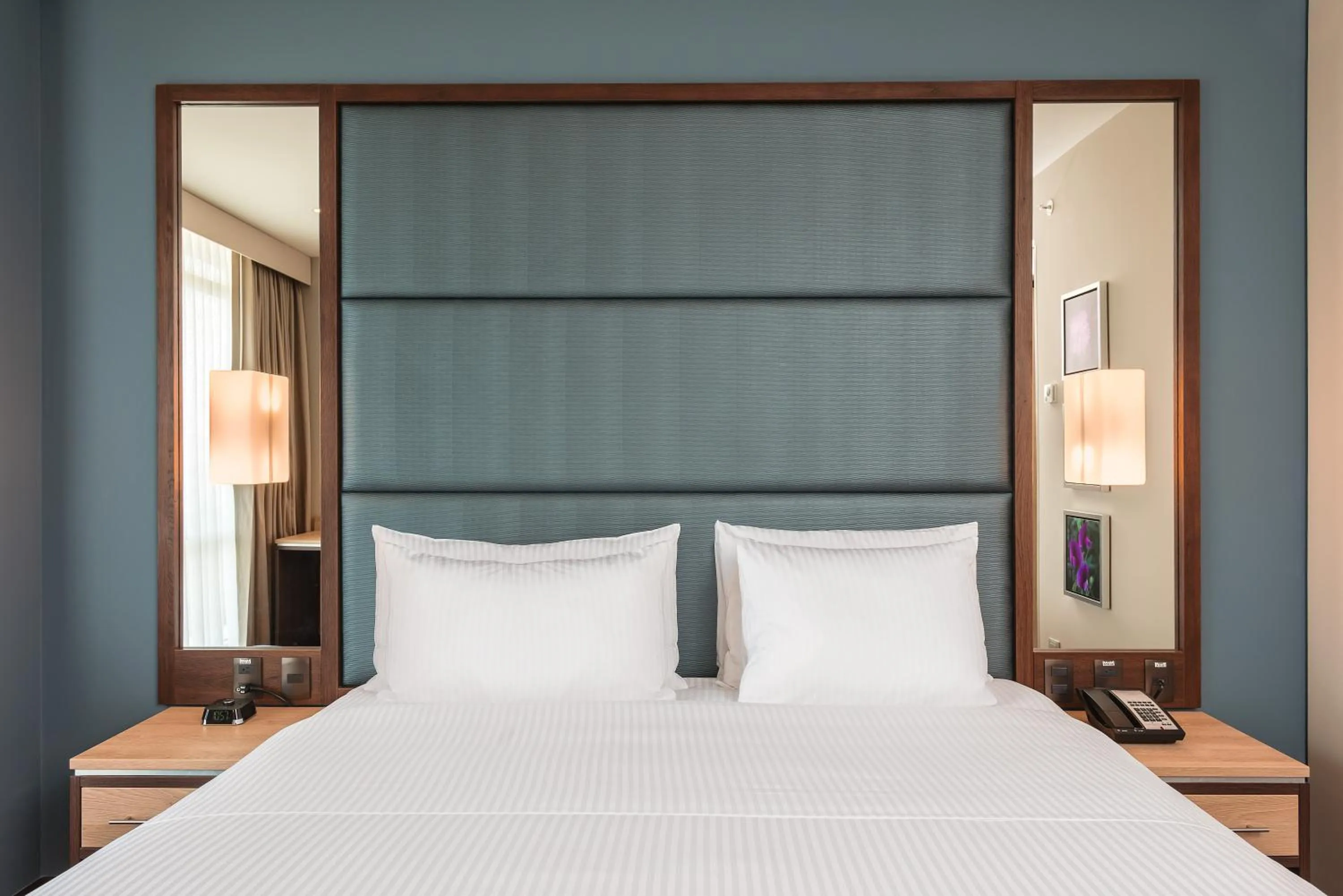 Bed in Hilton Garden Inn Bogota Airport