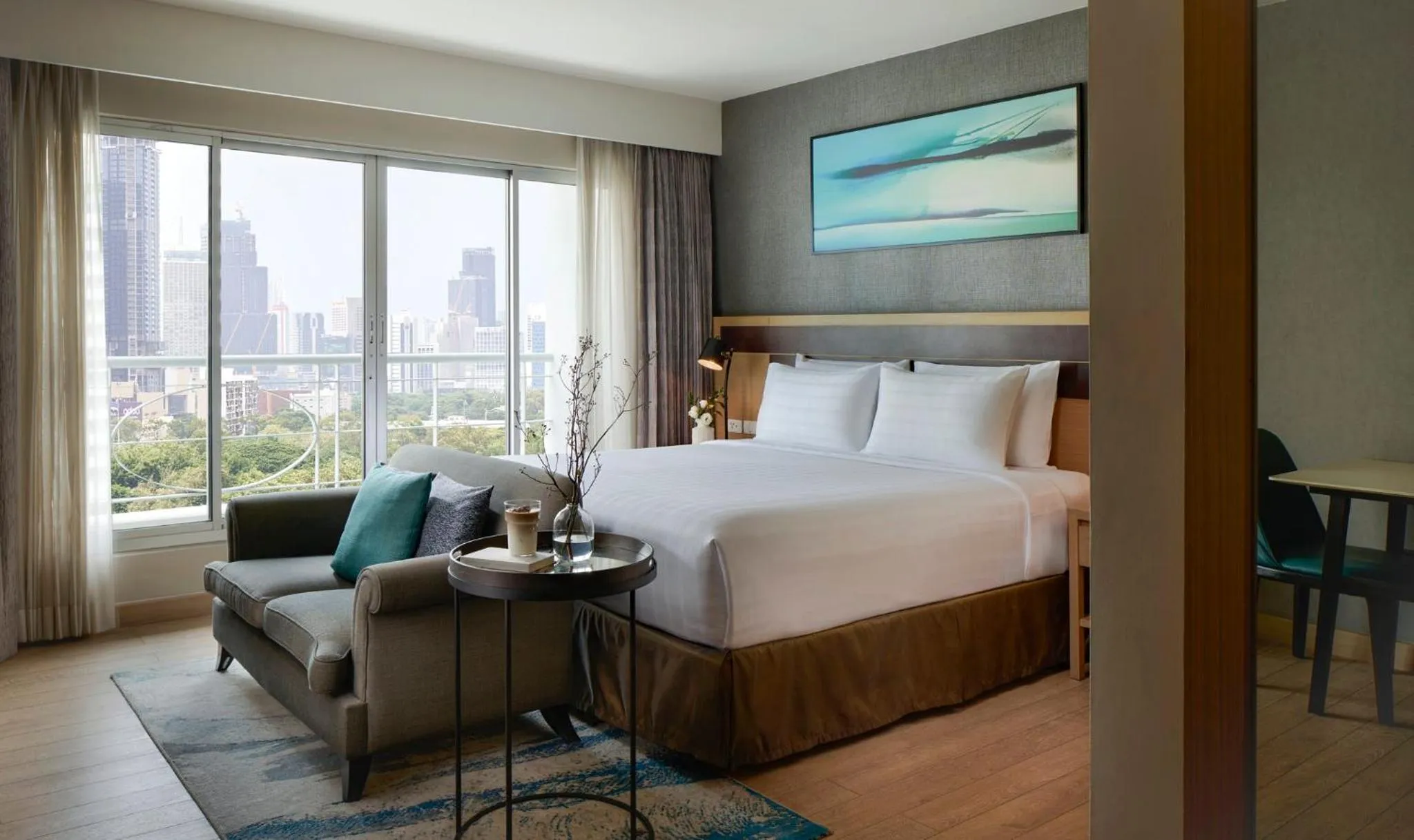 Photo of the whole room, Bed in Shama Lakeview Asoke Bangkok