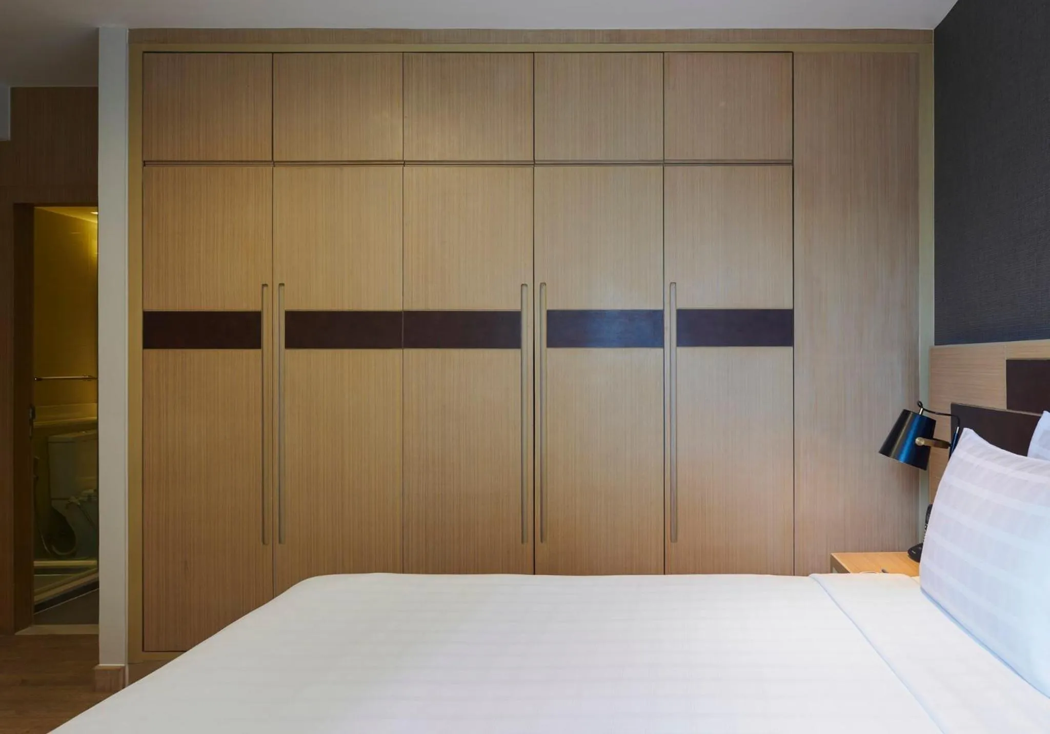 Photo of the whole room, Bed in Shama Lakeview Asoke Bangkok