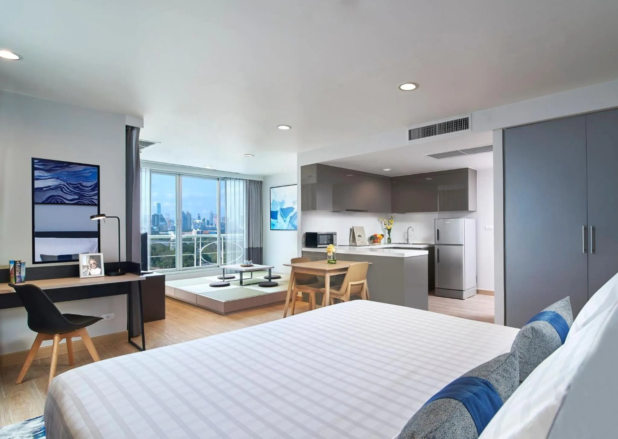 Photo of the whole room, Bed in Shama Lakeview Asoke Bangkok