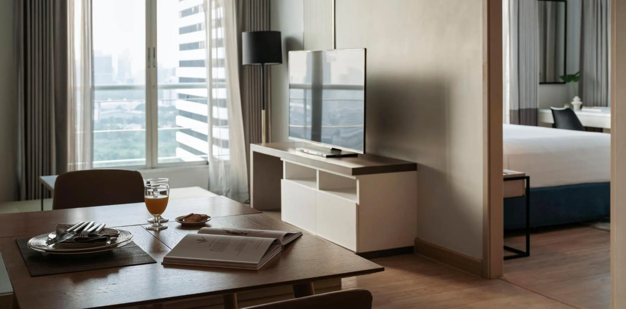 Photo of the whole room, Bed in Shama Lakeview Asoke Bangkok