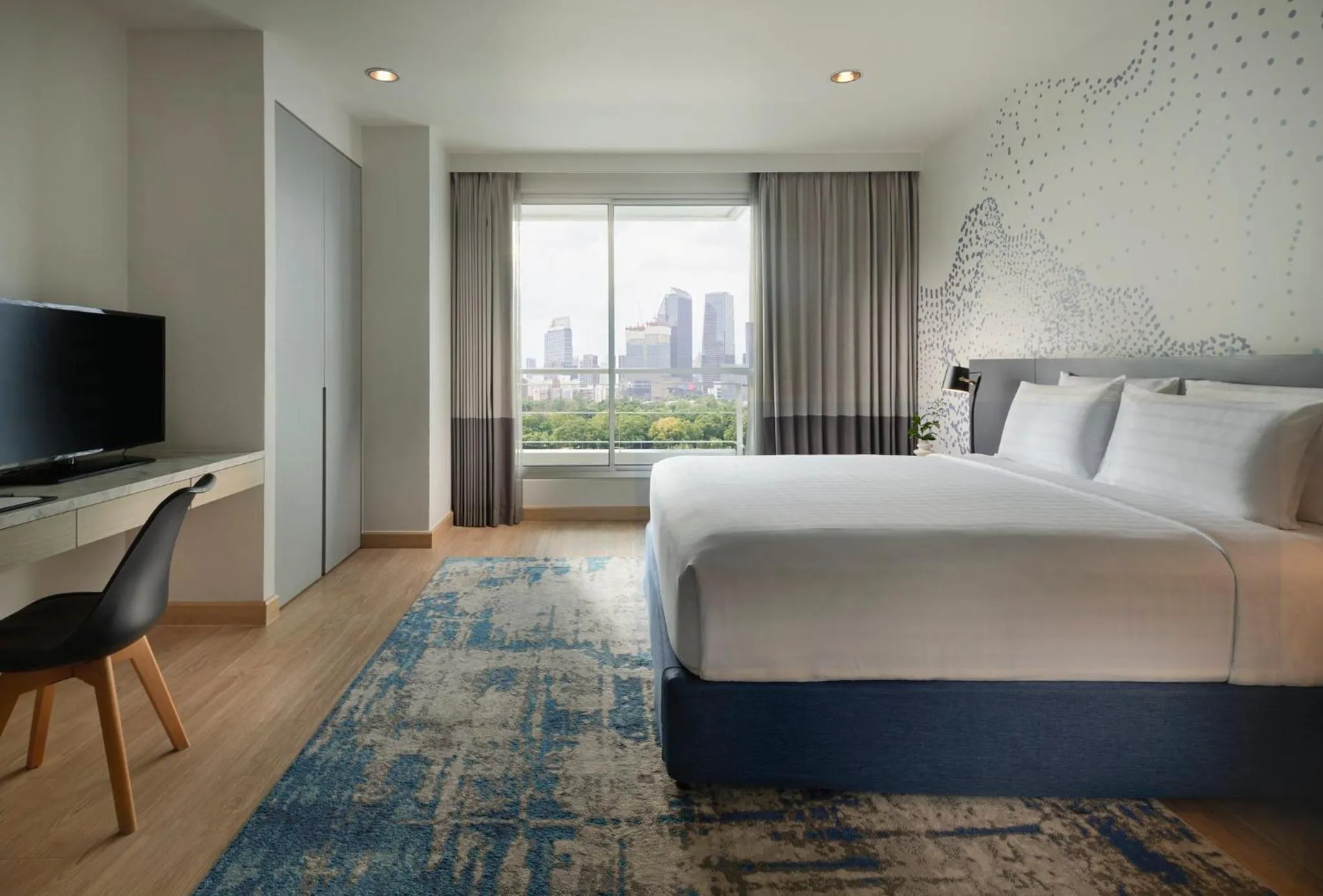 Photo of the whole room, Bed in Shama Lakeview Asoke Bangkok