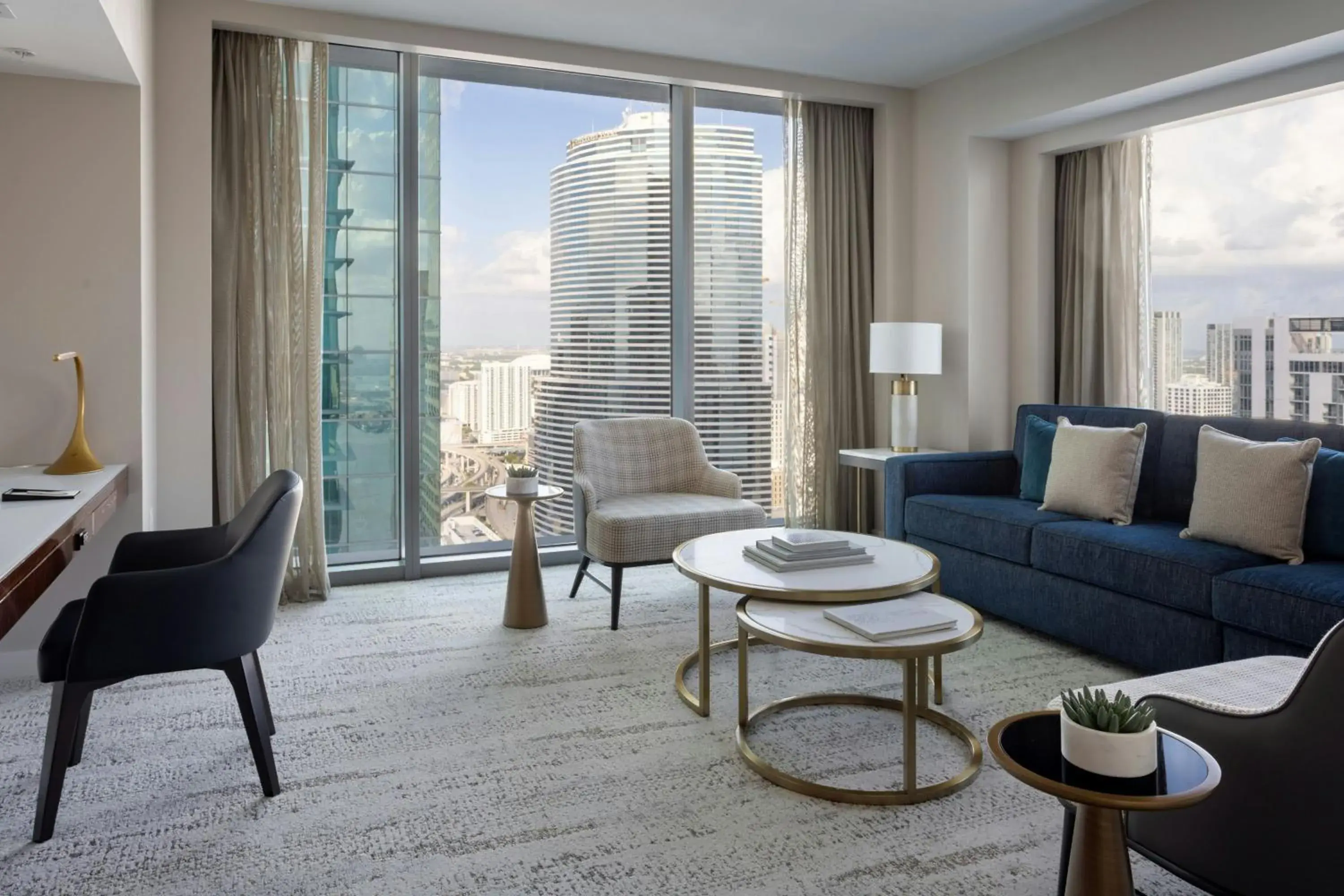 Junior Suite in JW Marriott Marquis Miami Junior Suite in JW Marriott Marquis Miami