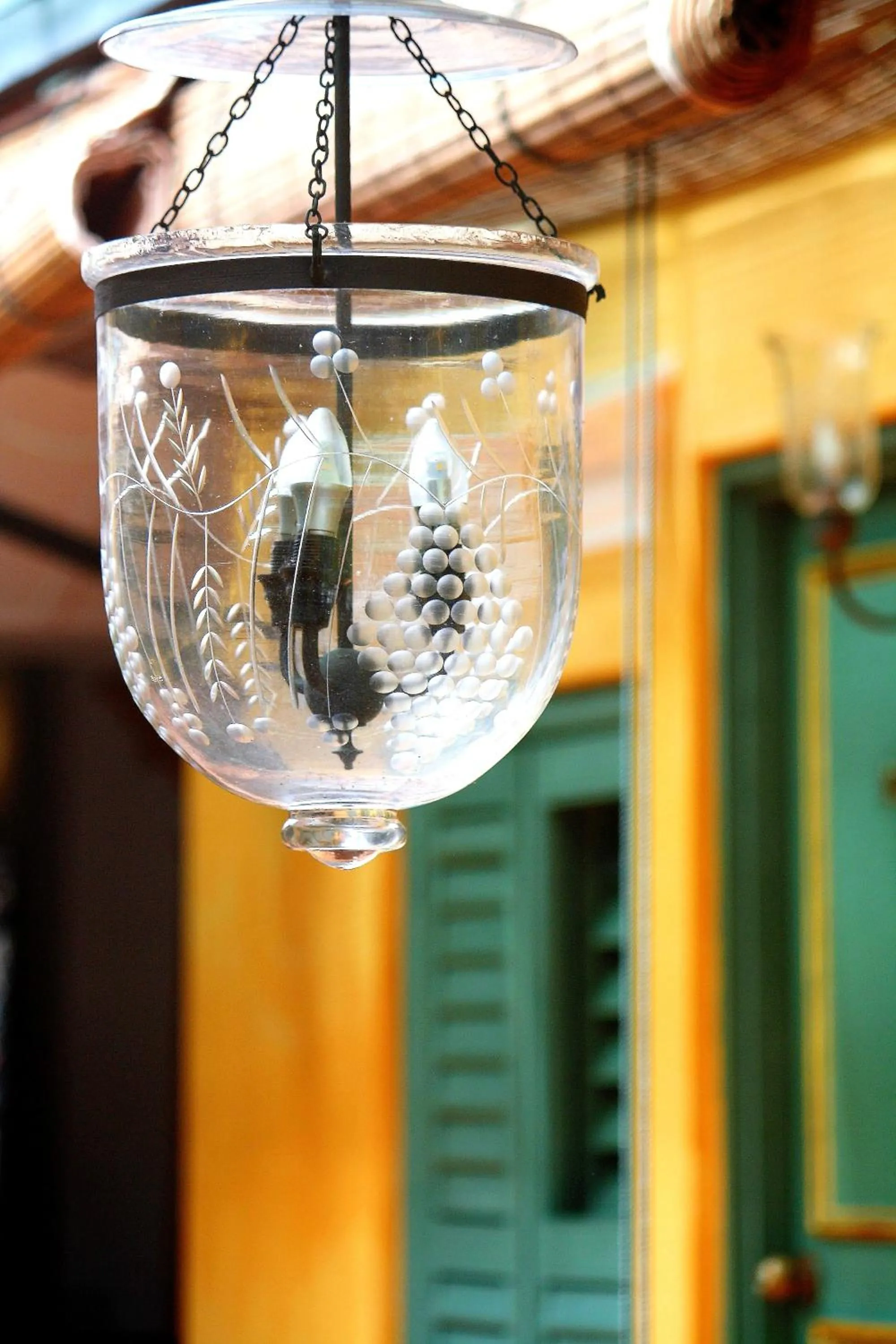 Communal lounge/ TV room in Yeng Keng Hotel