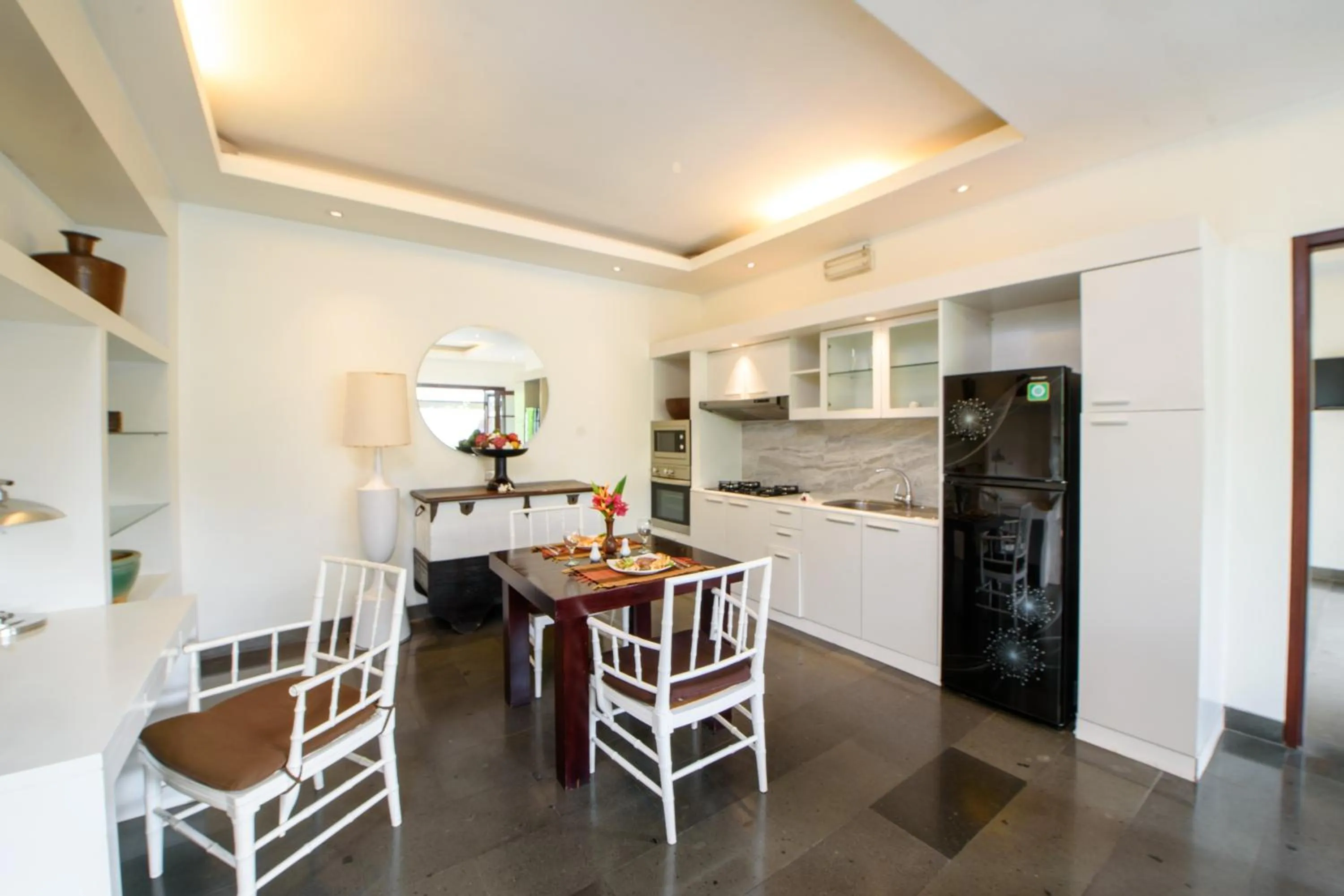 Dining area in Nunia Boutique Villa