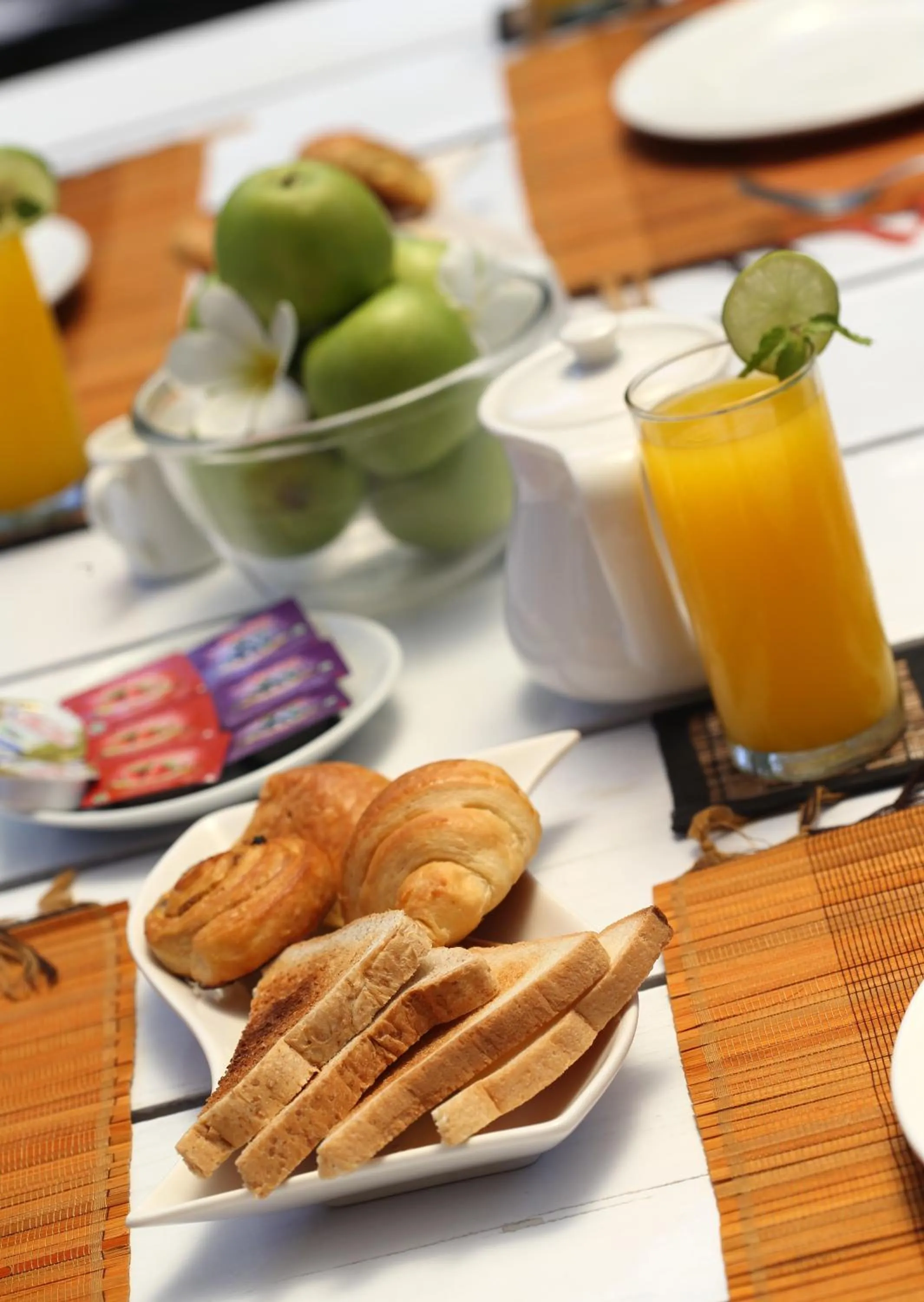 Breakfast in Nunia Boutique Villa