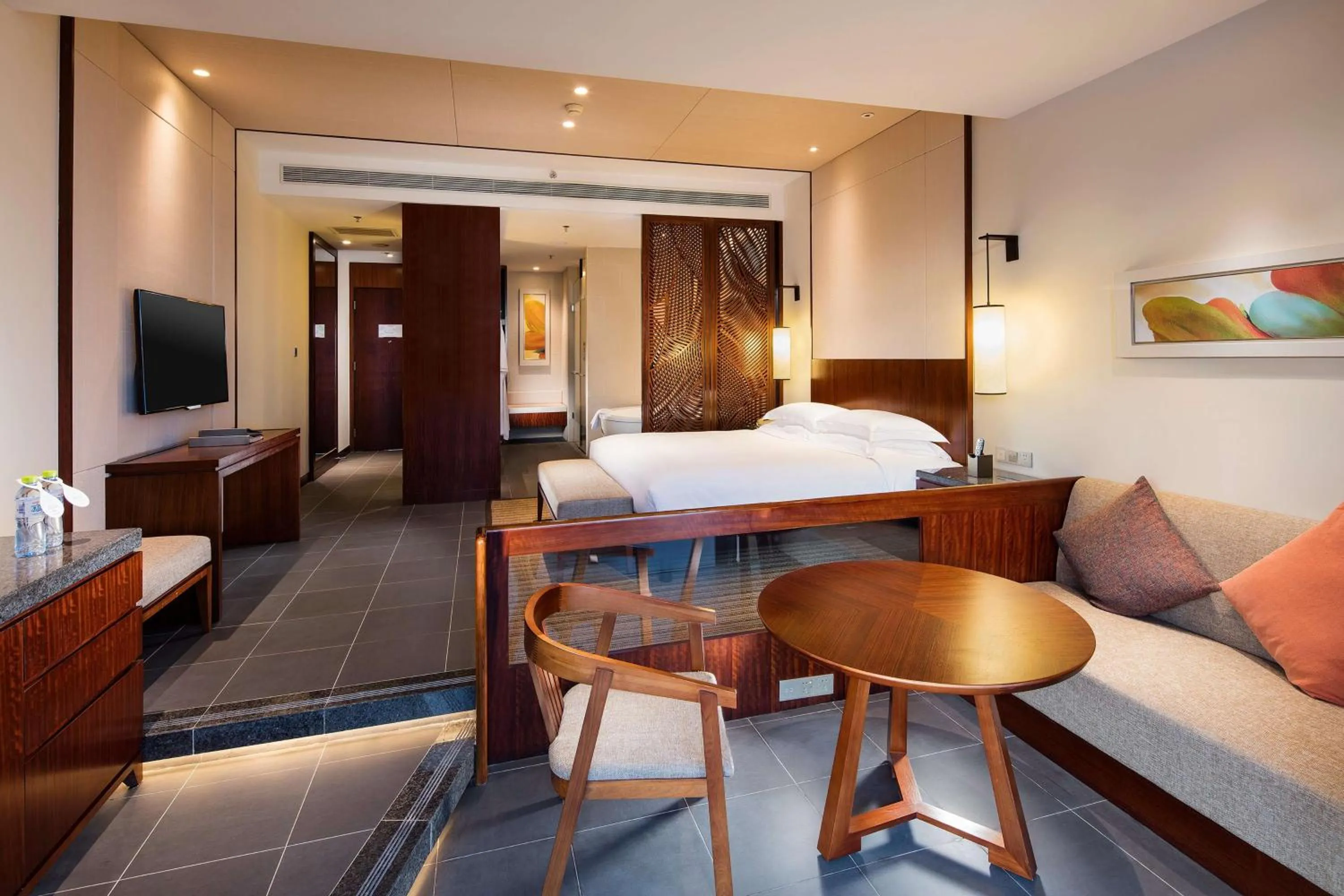 Bedroom, Bed in Hilton Sanya Yalong Bay Resort & Spa