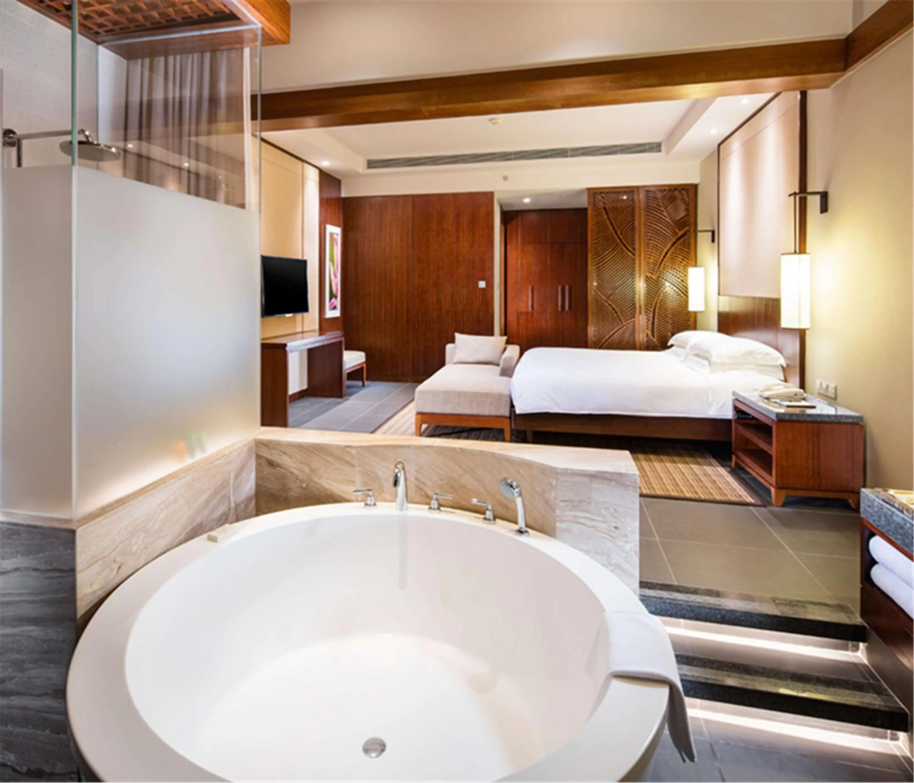 Bathroom, Bed in Hilton Sanya Yalong Bay Resort & Spa
