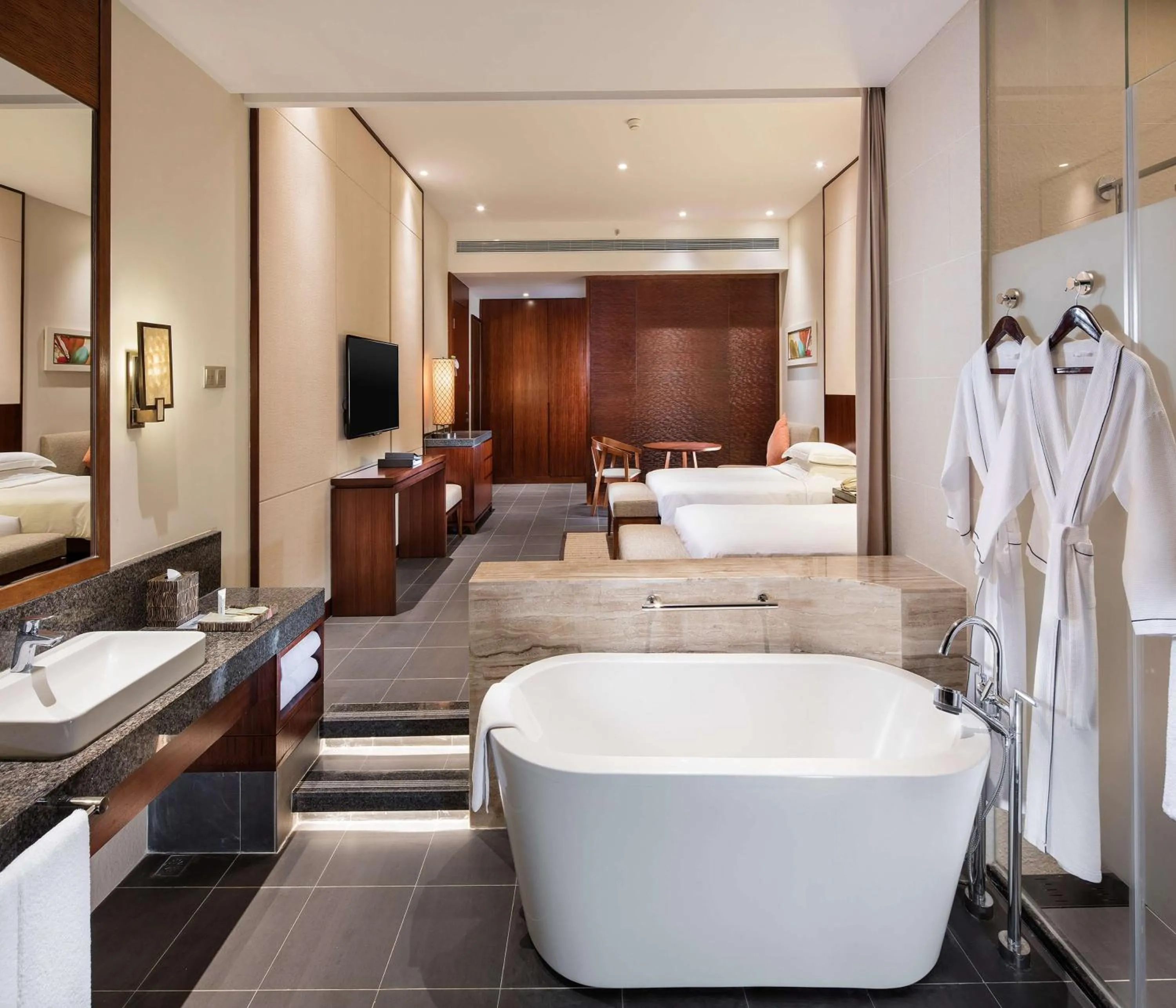 Bathroom, Bed in Hilton Sanya Yalong Bay Resort & Spa