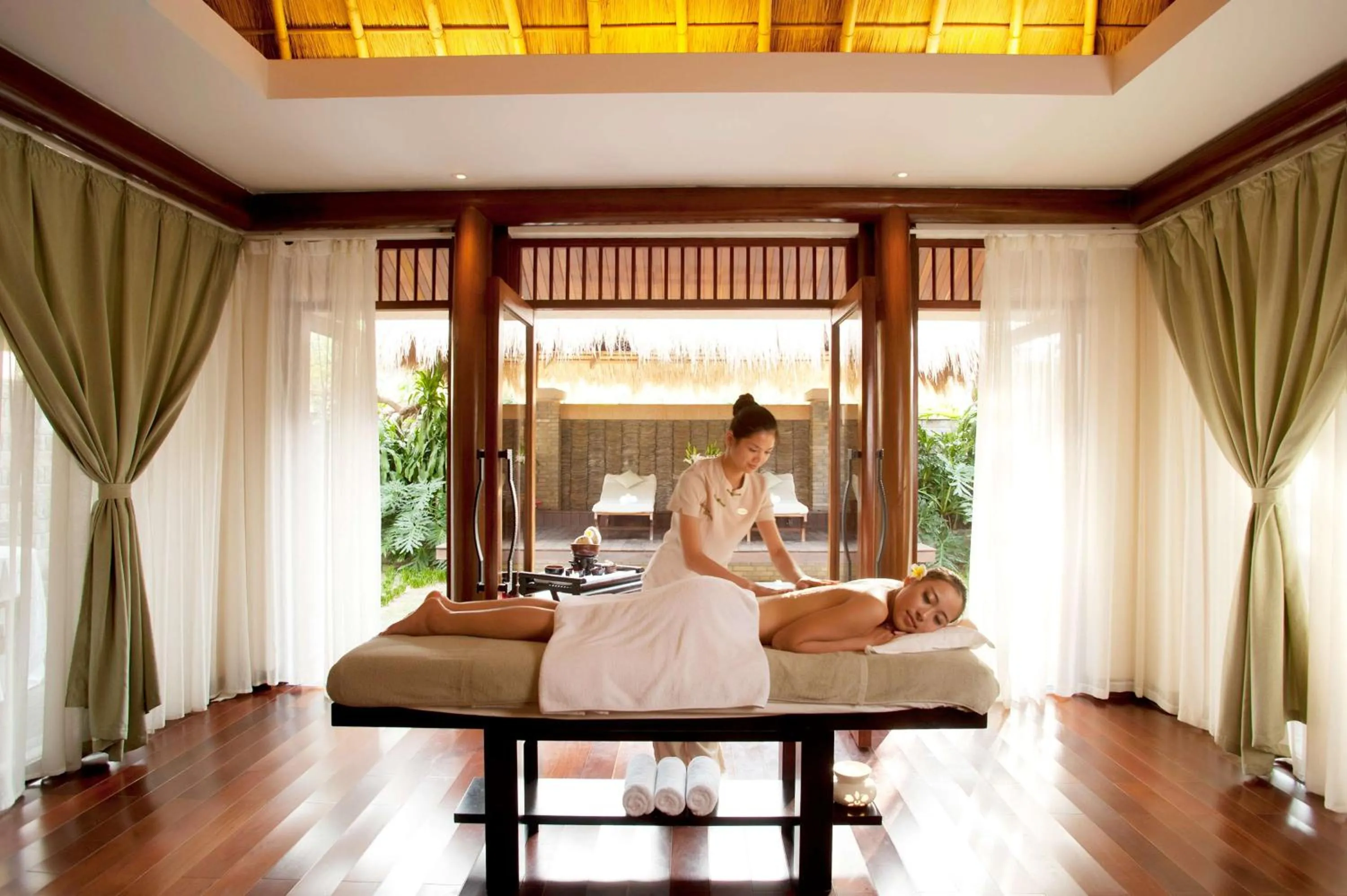 Sports, Bed in Hilton Sanya Yalong Bay Resort & Spa