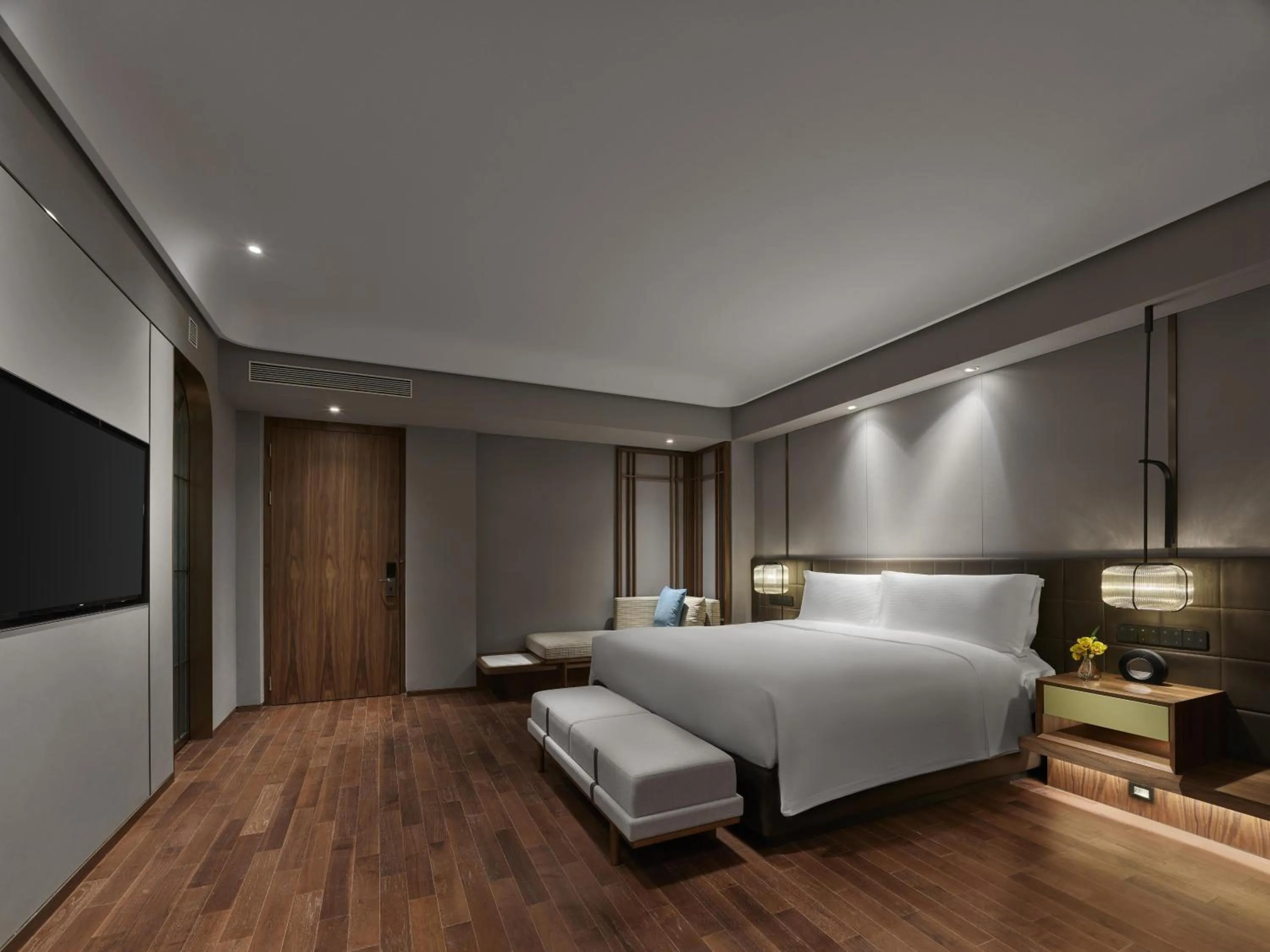 Bedroom, Bed in Hilton Shanghai Hongqiao