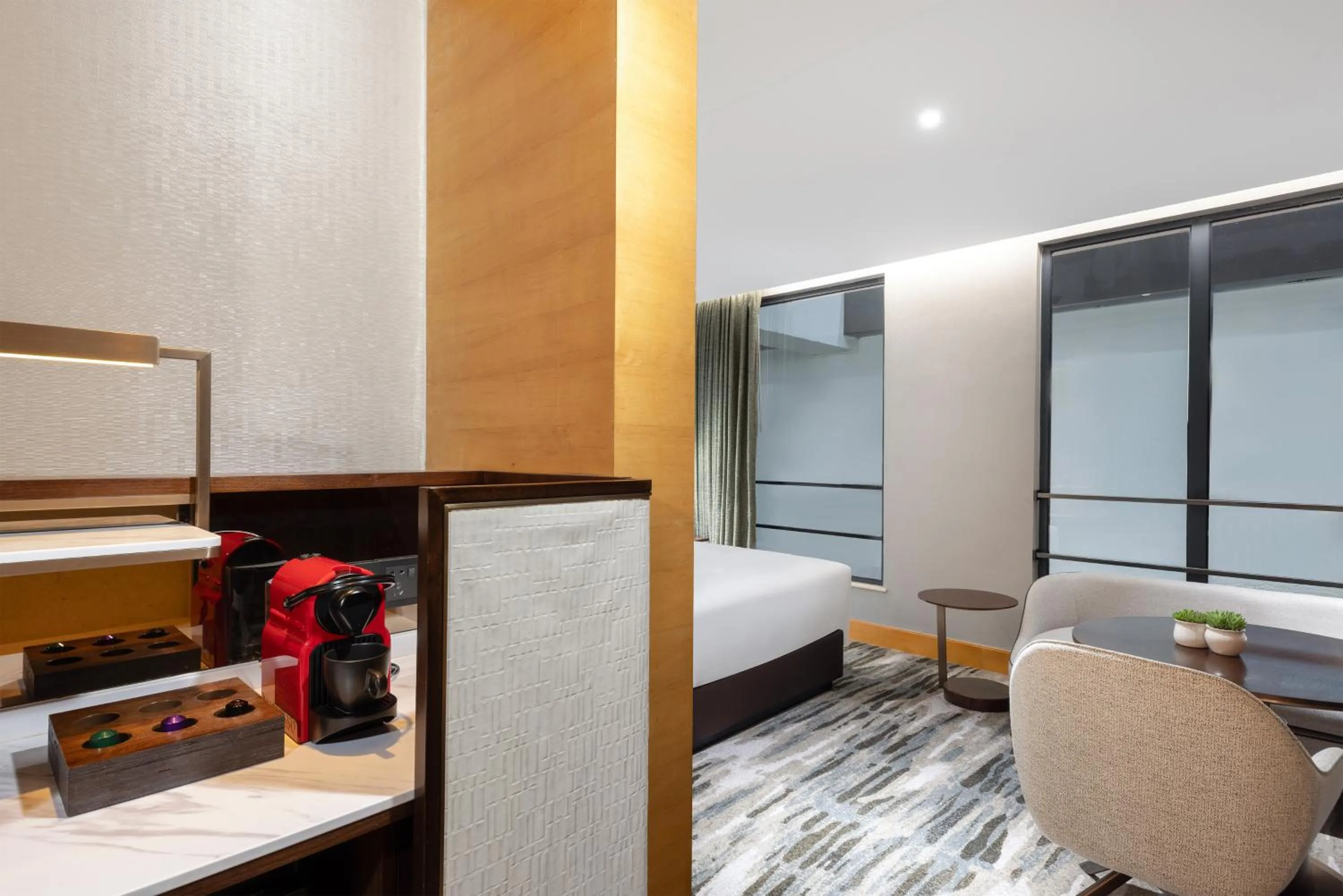 Coffee/tea facilities in Hilton Shanghai Hongqiao