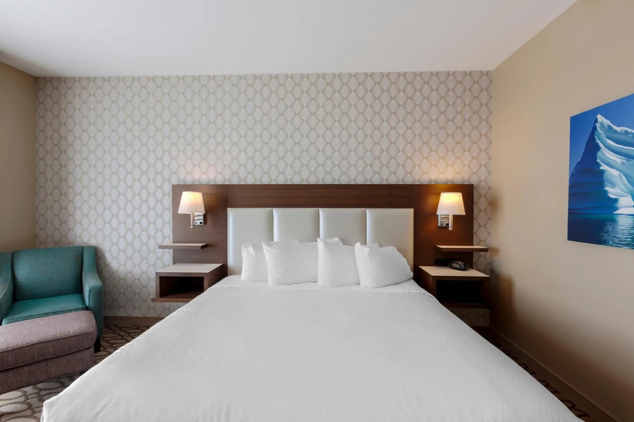 Bedroom, Bed in Best Western Plus St. John's Airport Hotel and Suites