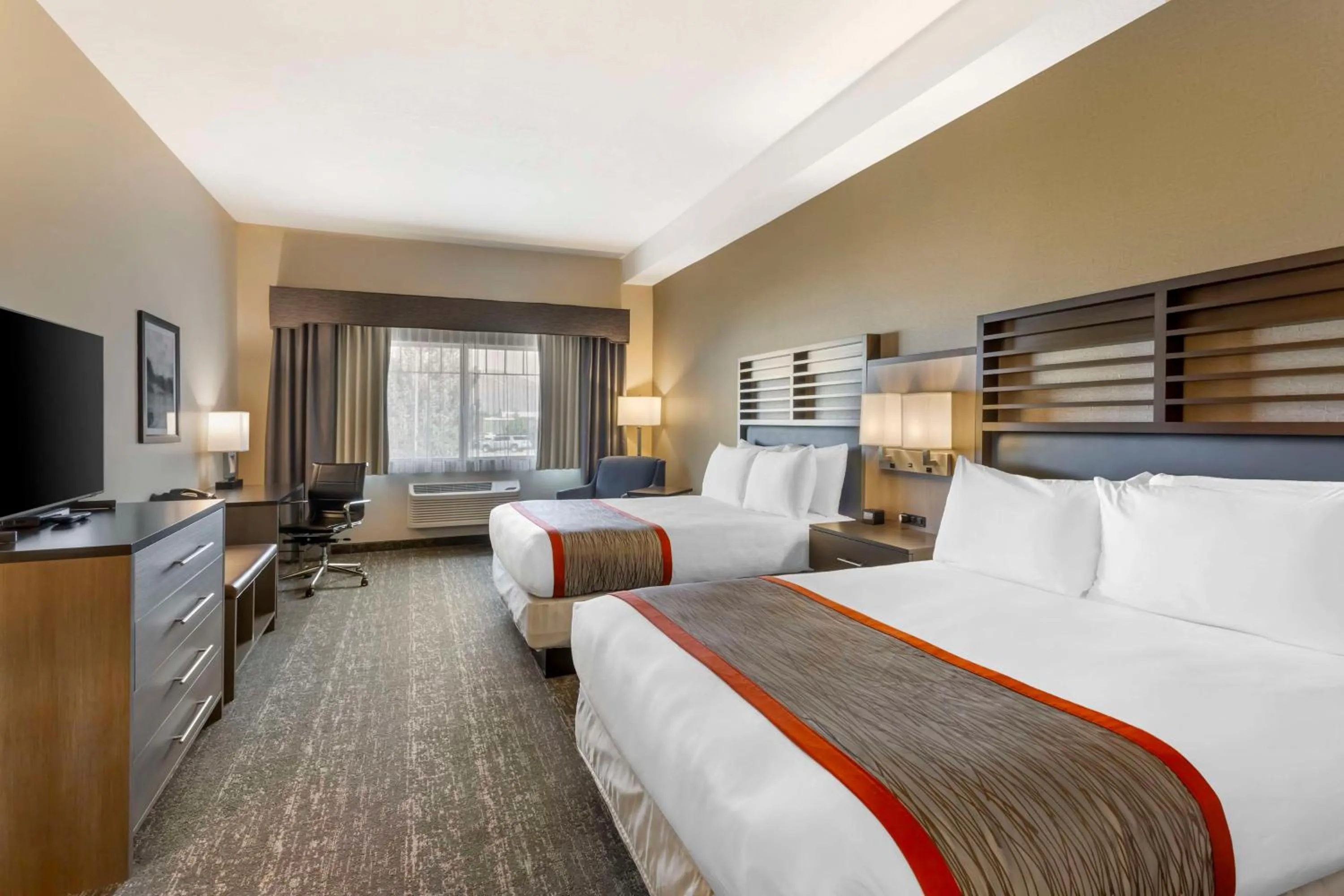 Bedroom, Bed in Best Western Plus Heber Valley Hotel