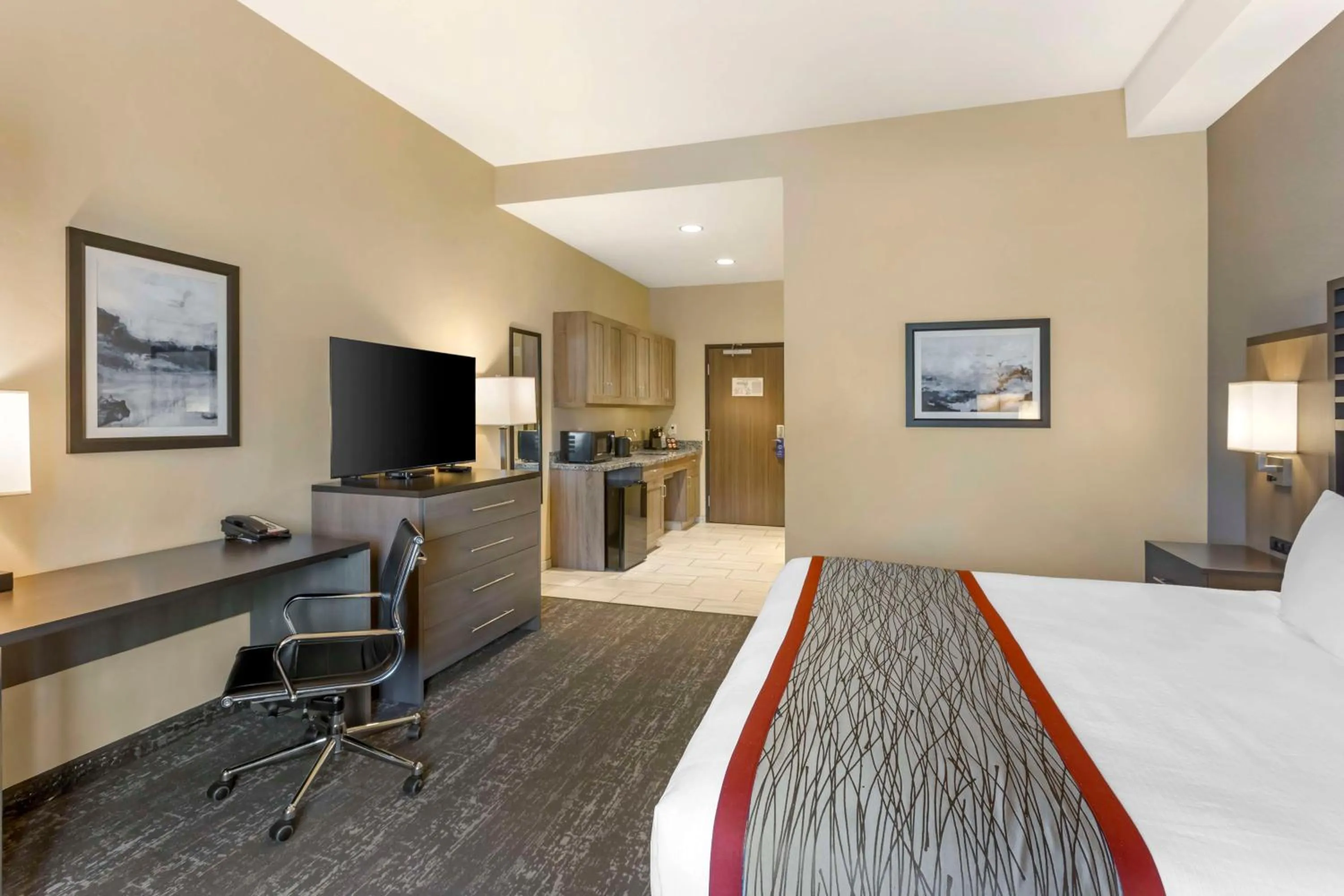 Bedroom, Bed in Best Western Plus Heber Valley Hotel