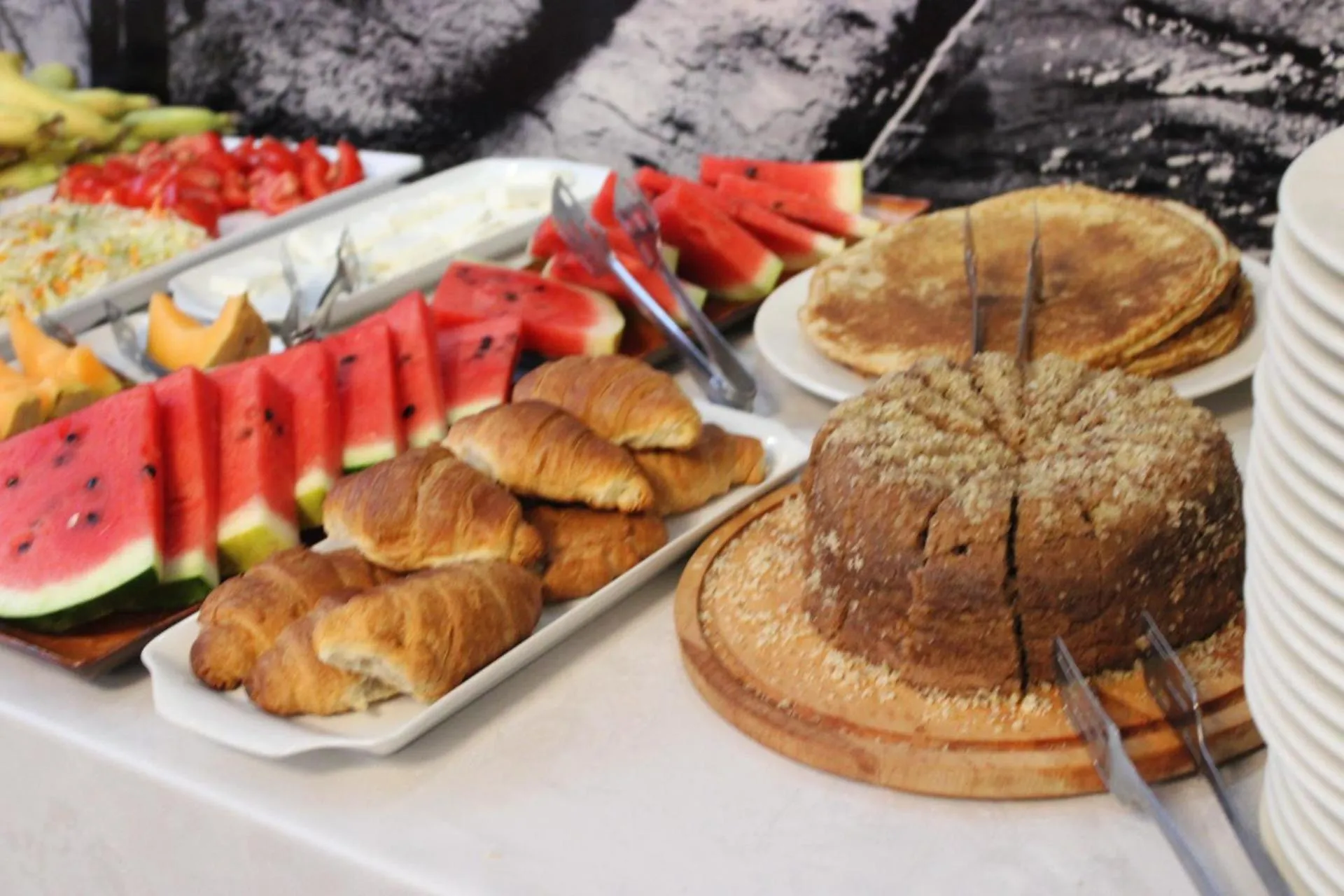 Breakfast in Orange Hotel