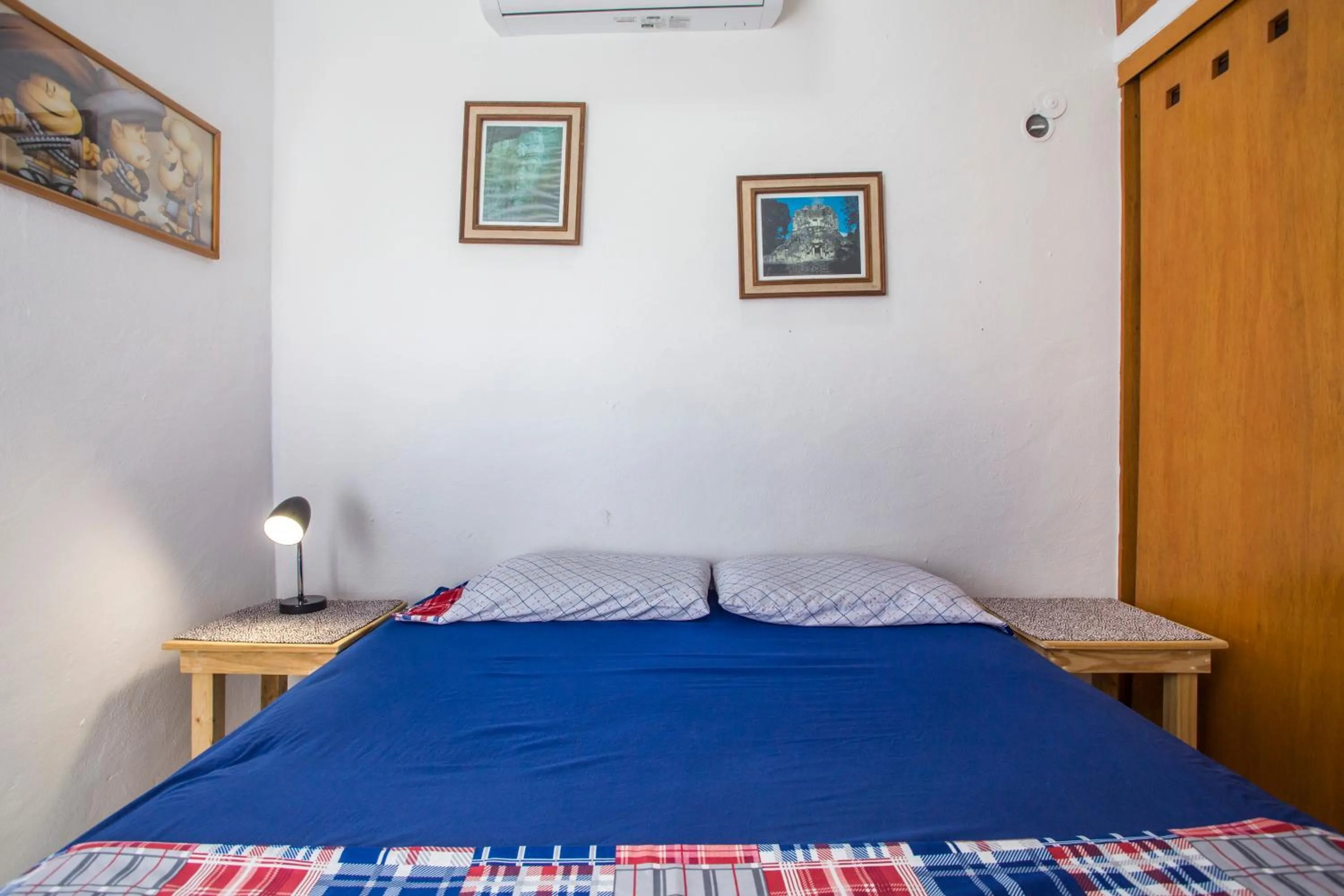 Photo of the whole room, Bed in Casa Nona Azul