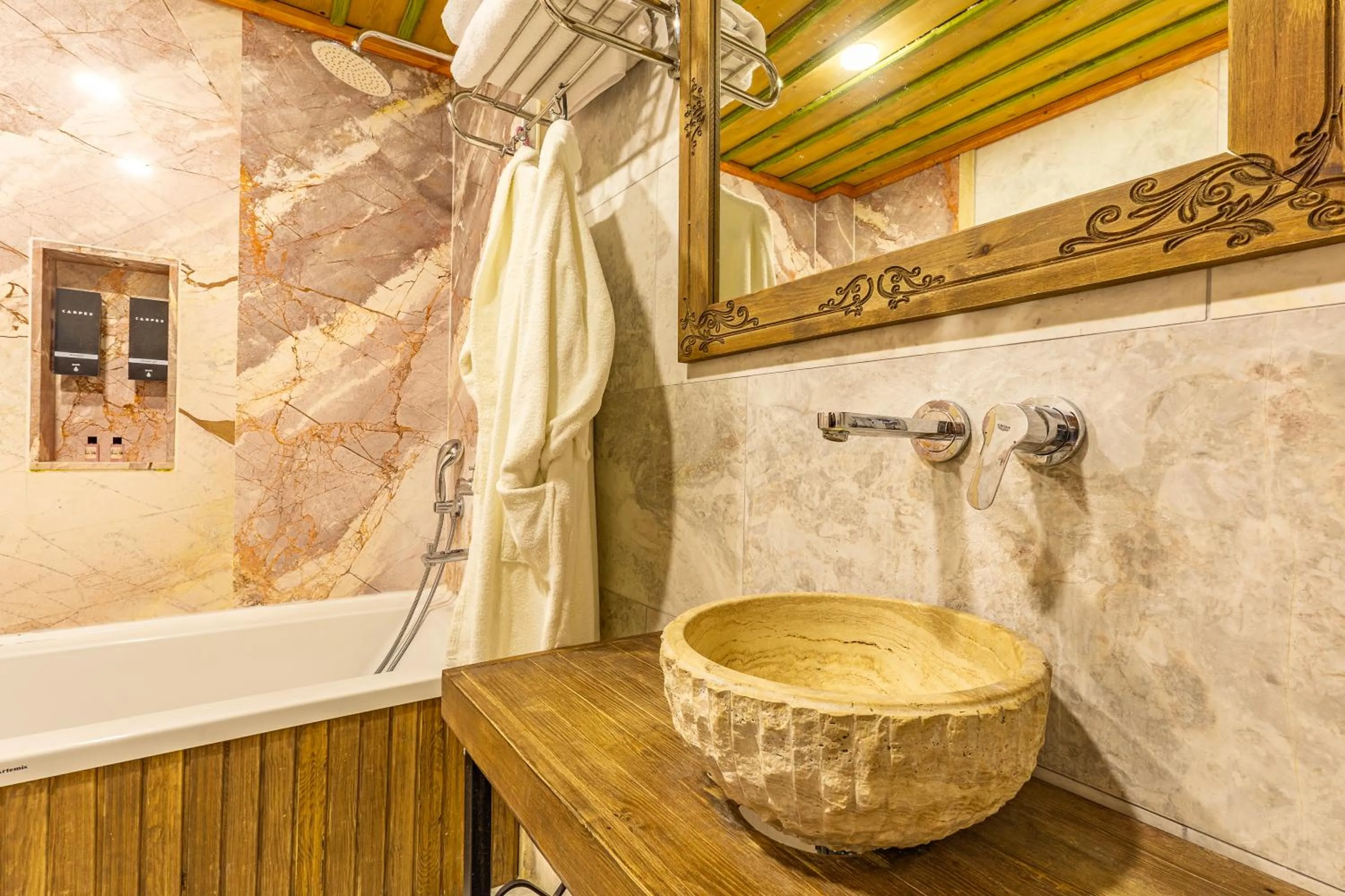 Bathroom in Walnut House