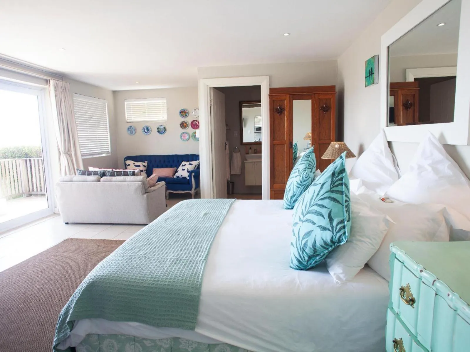 Photo of the whole room, Bed in The Grosvenor Guest House & Self Catering