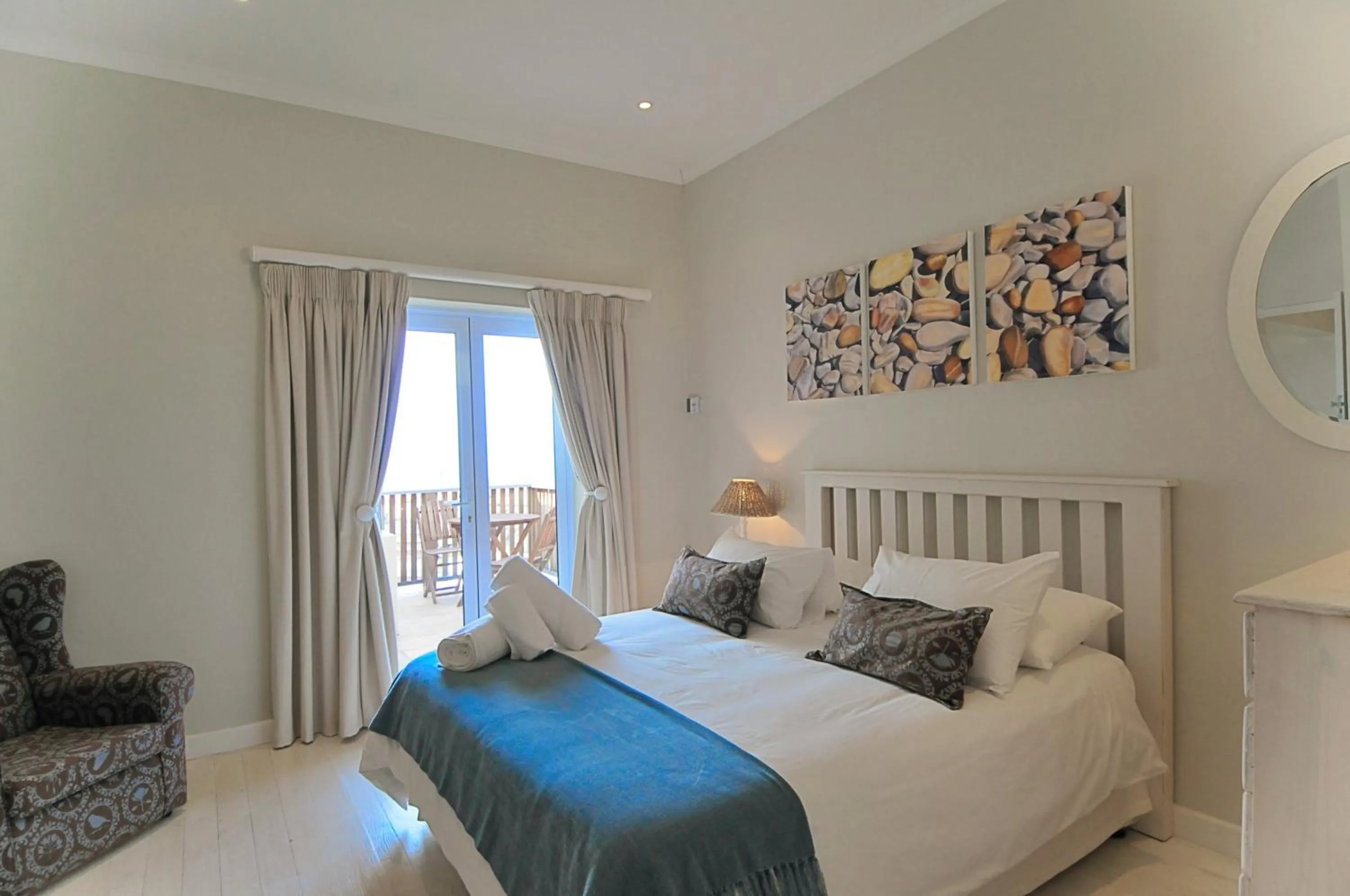 Bed in The Grosvenor Guest House & Self Catering