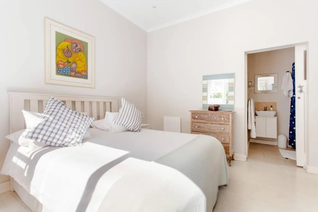 Bed in The Grosvenor Guest House & Self Catering