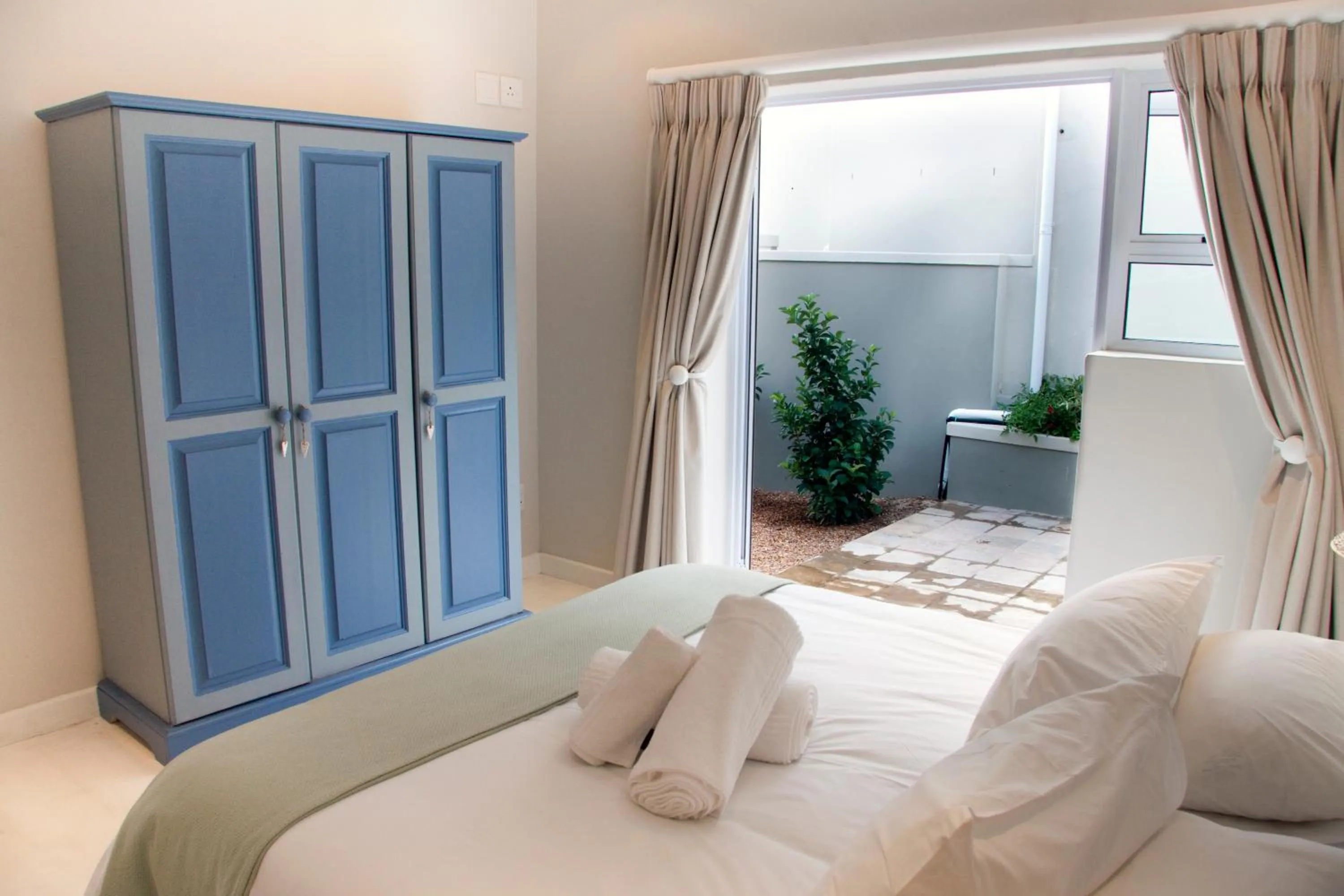 Bedroom, Bed in The Grosvenor Guest House & Self Catering