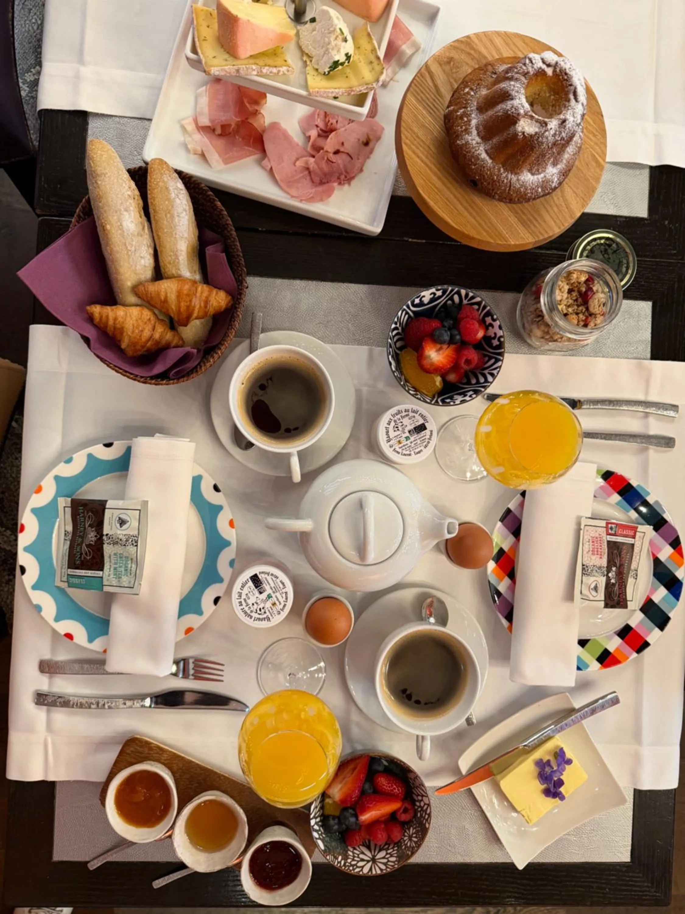 Restaurant/places to eat in Le B. Suites, Chambres & Restaurant