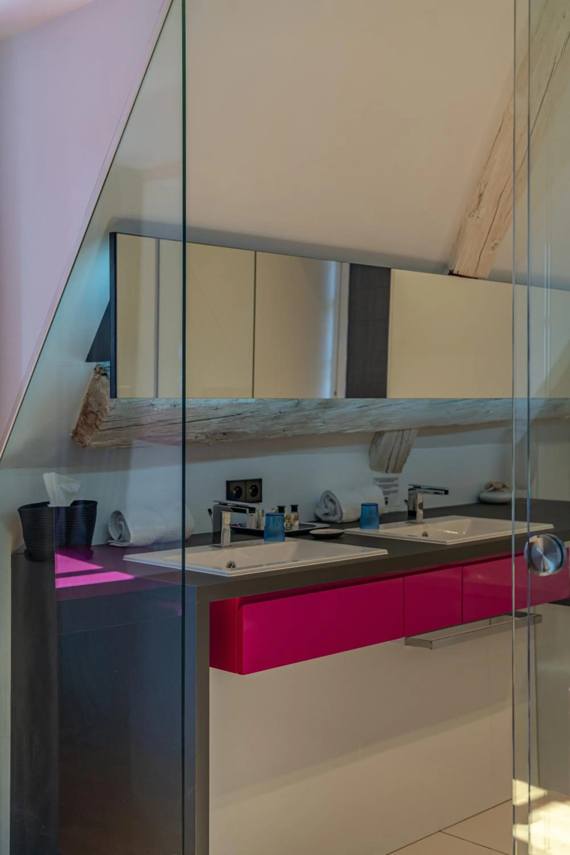 Restaurant/places to eat in Le B. Suites, Chambres & Restaurant