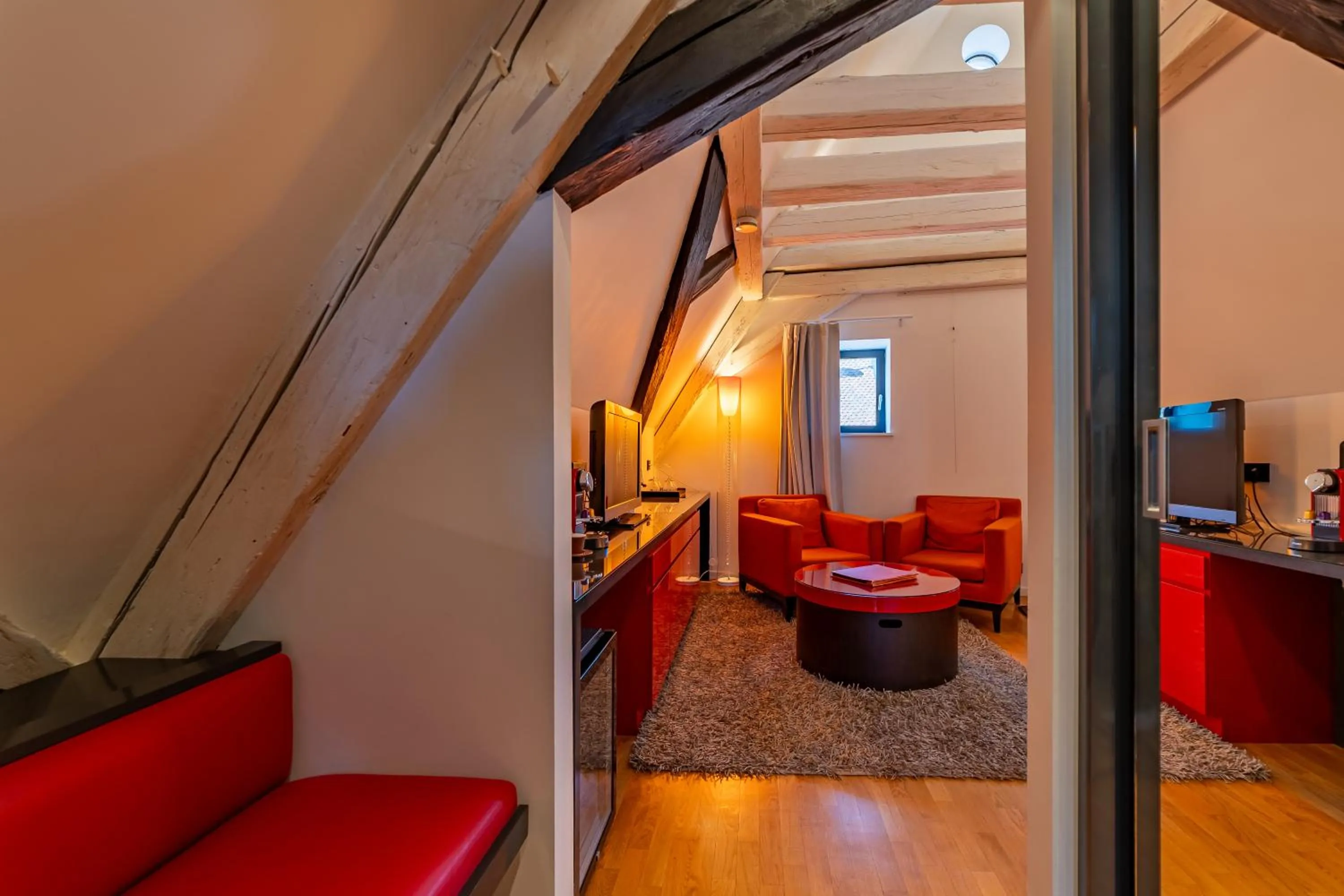 Restaurant/places to eat in Le B. Suites, Chambres & Restaurant