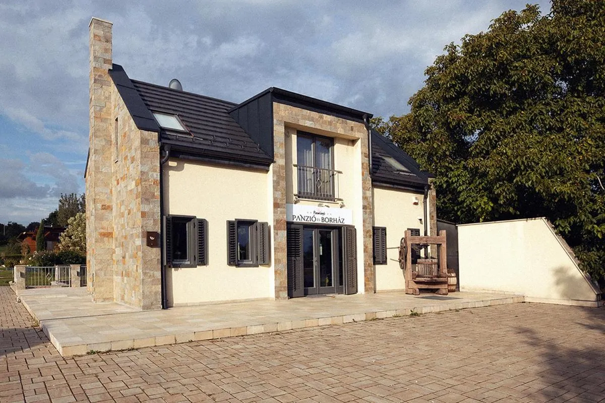 Property building in Flamingó Panzió és Borház