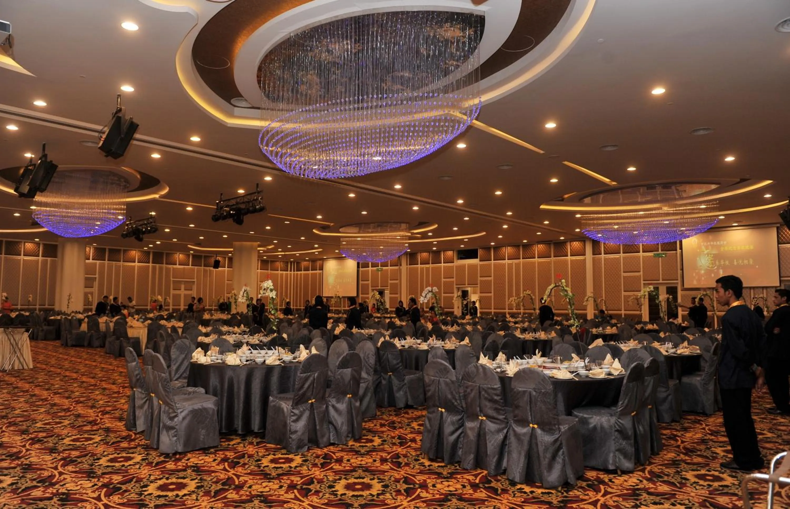 Banquet/Function facilities in Grand Riverview Hotel