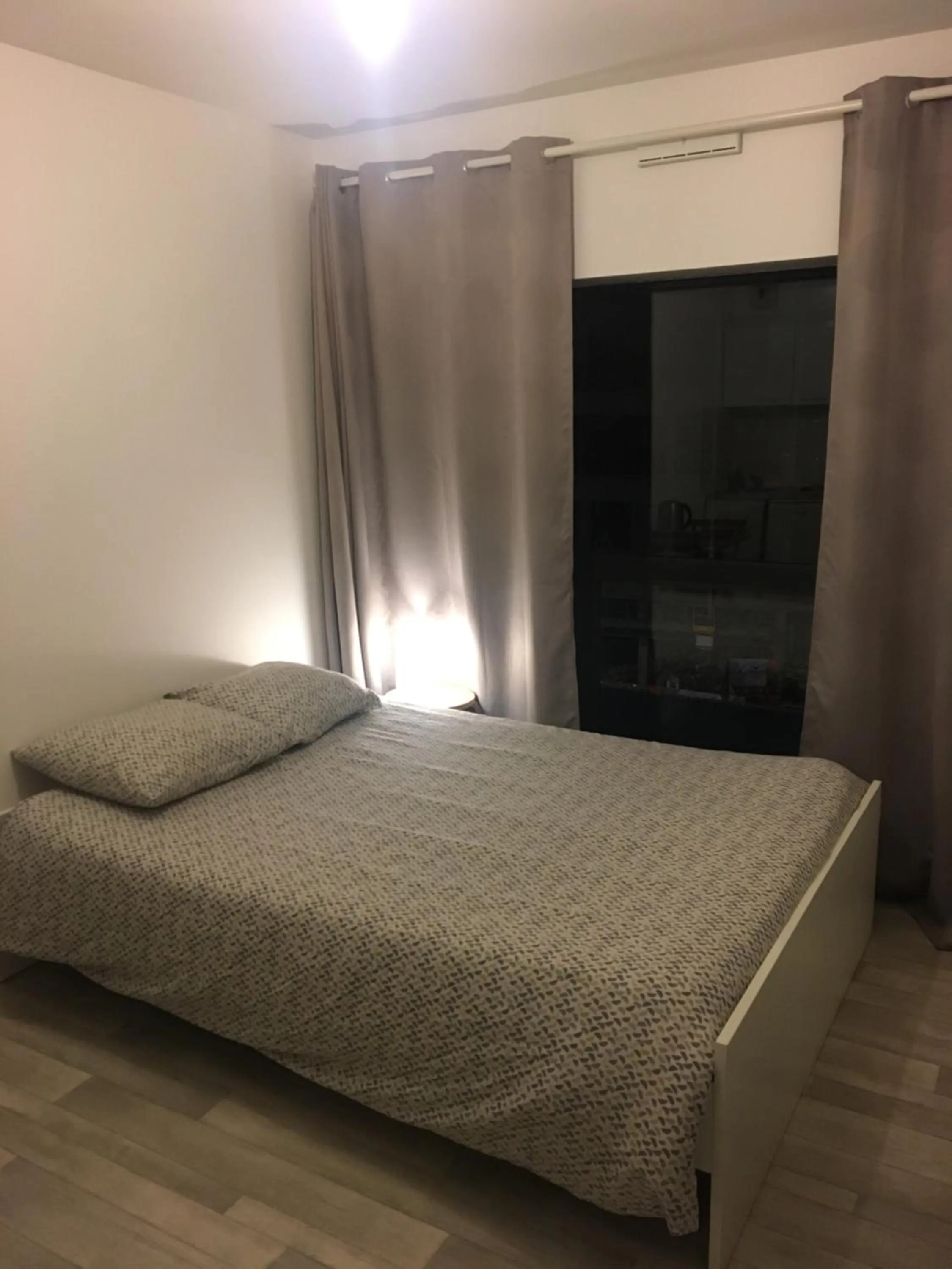 Bed in Le Pacific Lille Euralille