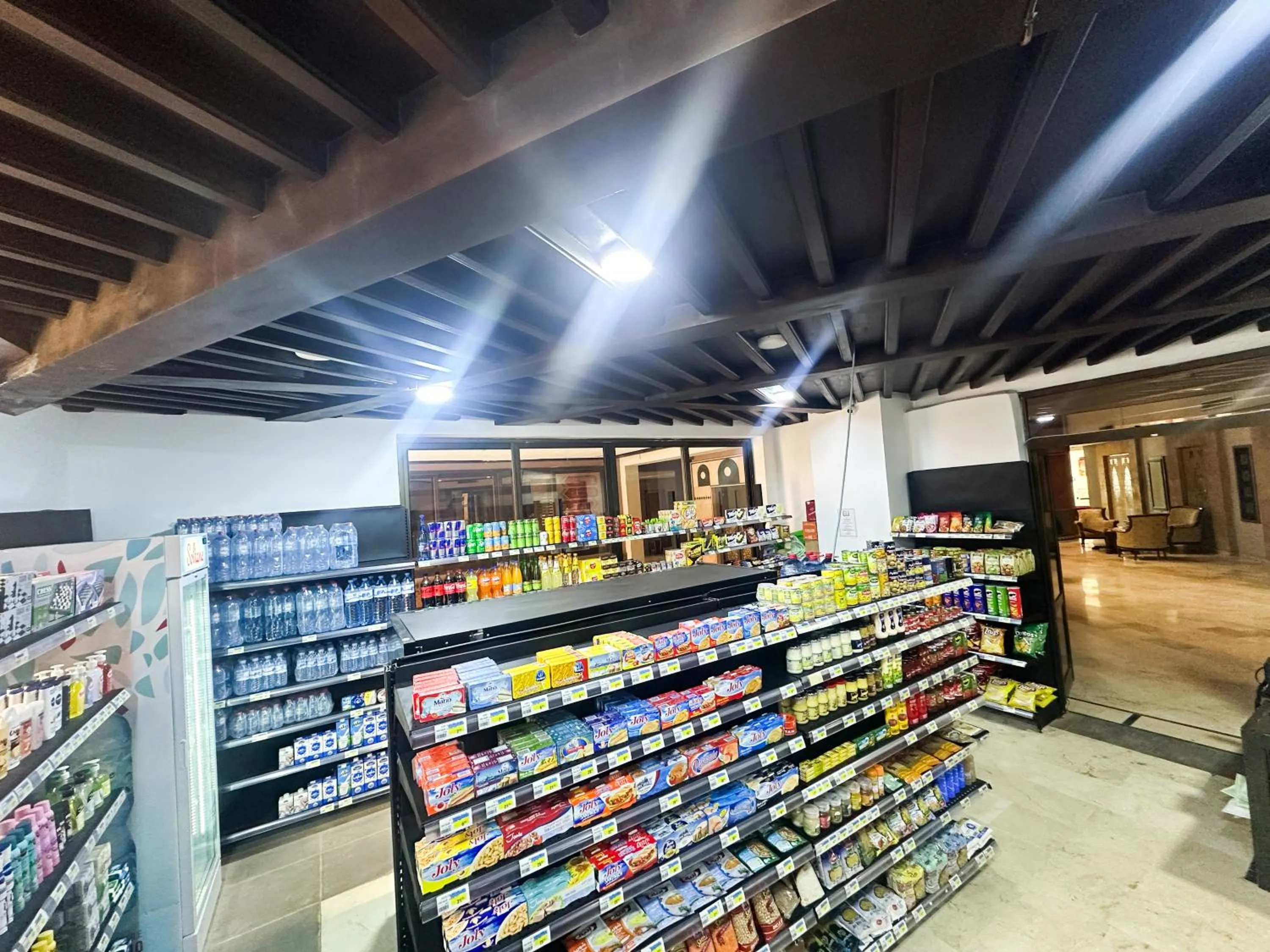 Supermarket/grocery shop in Mogador Menzah Appart Hôtel