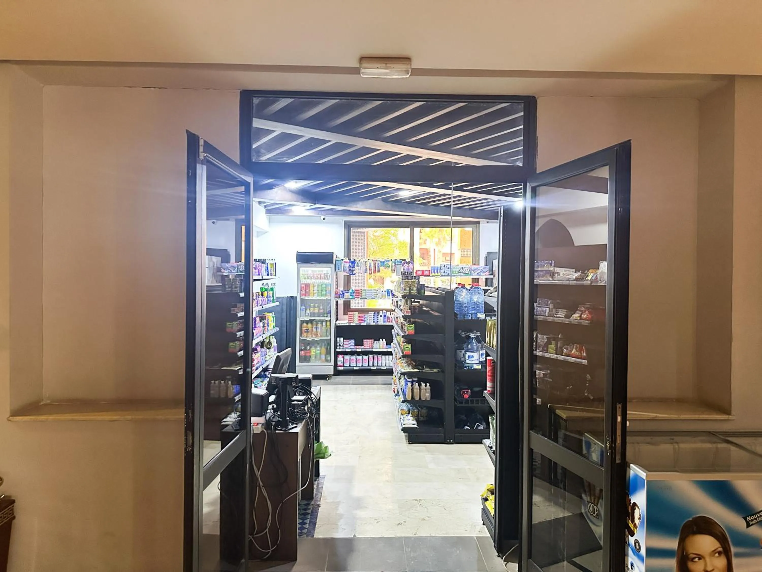 Supermarket/grocery shop in Mogador Menzah Appart Hôtel