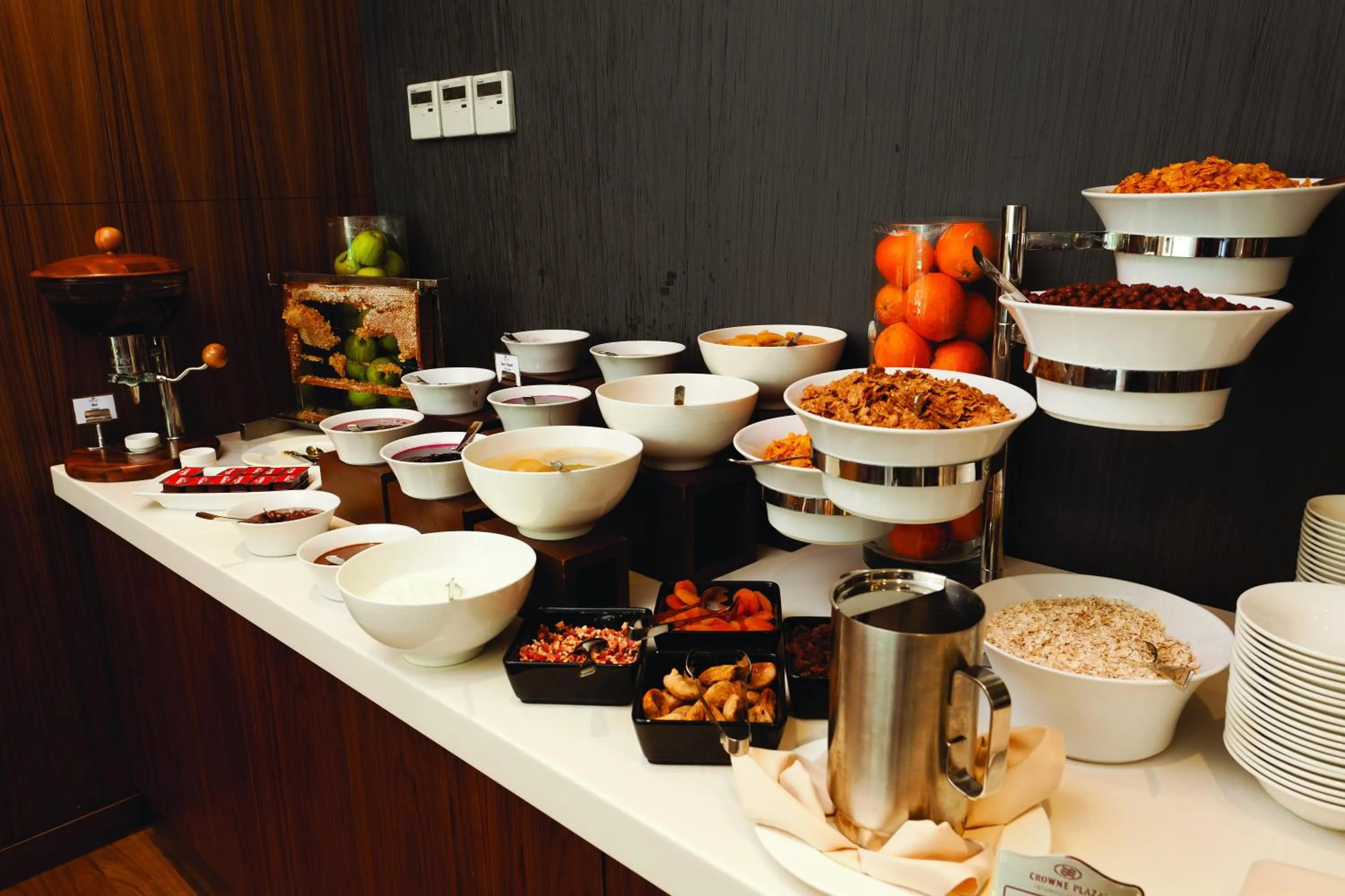 Breakfast in Crowne Plaza Istanbul Harbiye by IHG