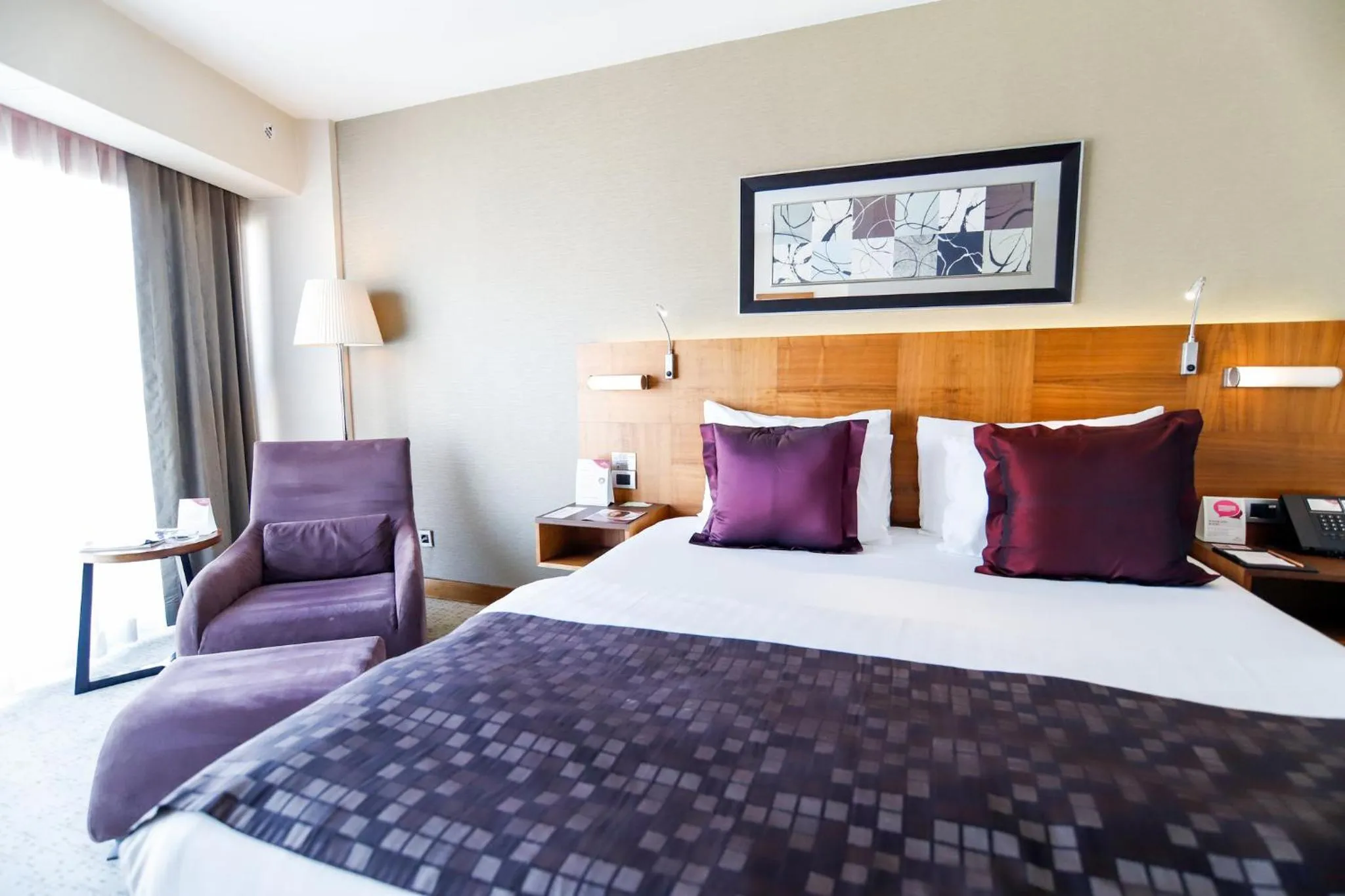 Photo of the whole room, Bed in Crowne Plaza Istanbul Harbiye by IHG