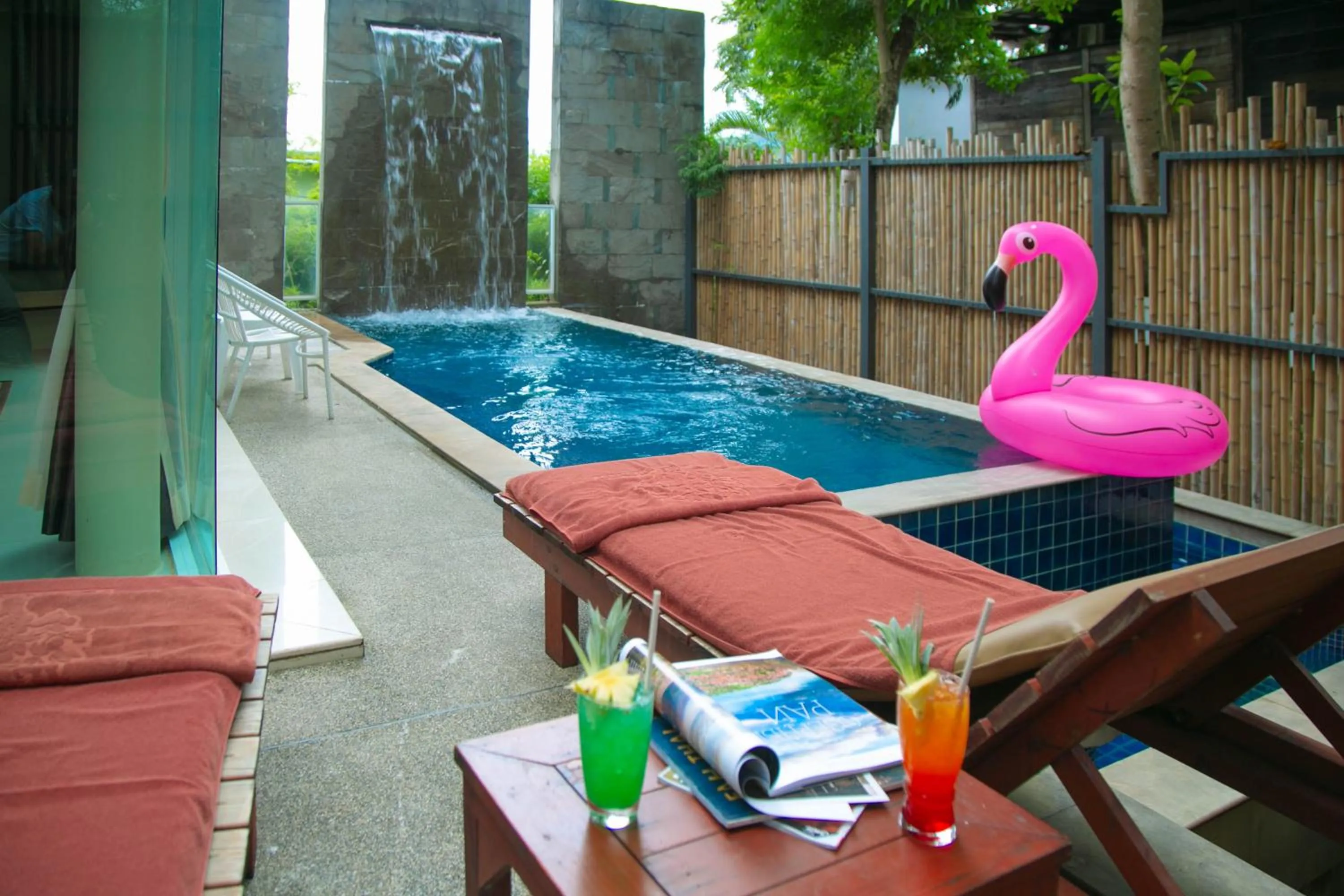 Swimming pool in Peach Blossom Resort & Pool Villa - SHA Plus