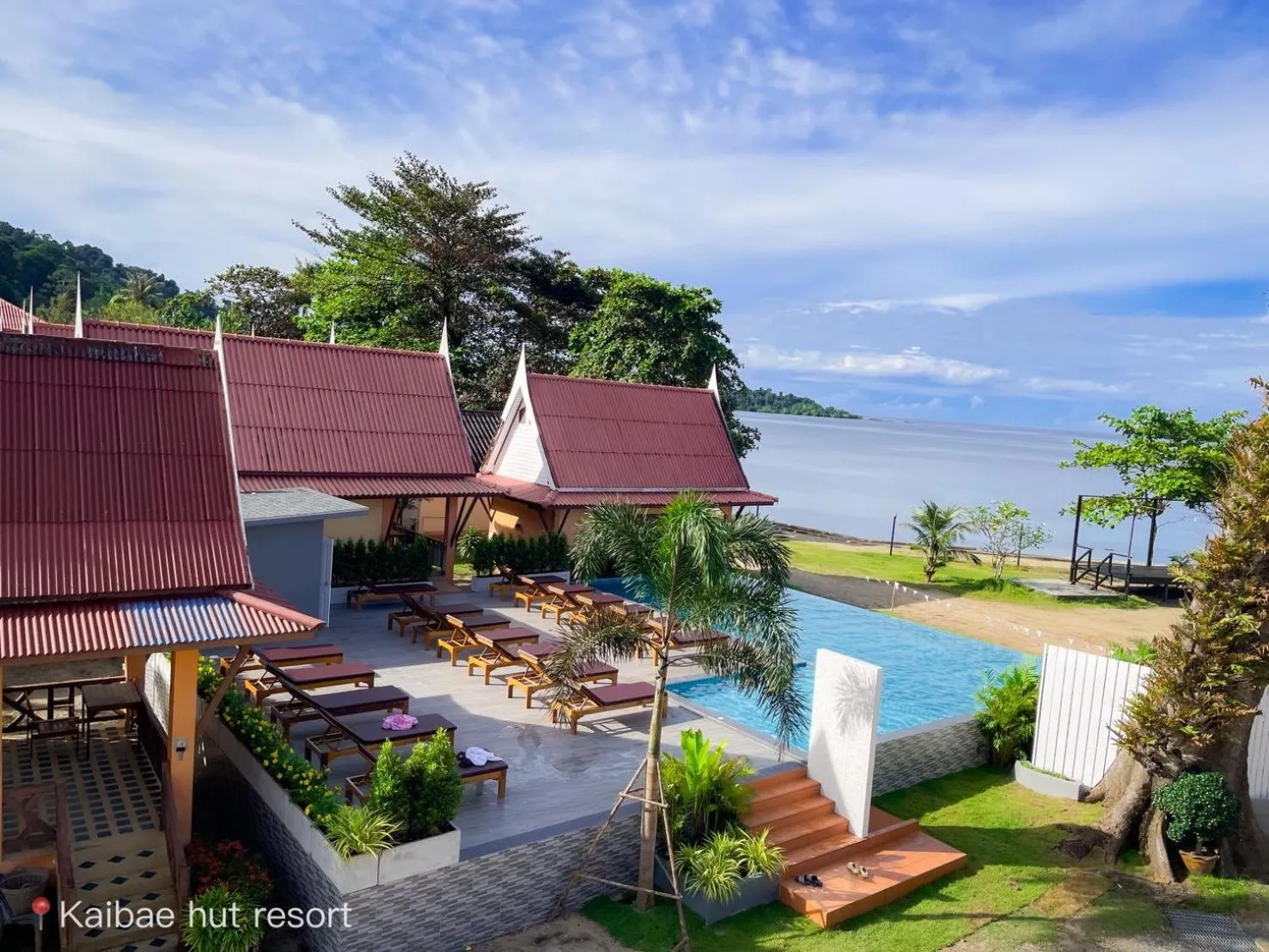 Swimming pool in Kaibae Hut Resort