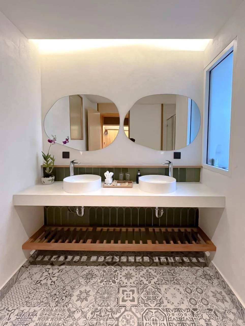 Bathroom in Peach Hill Resort - SHA Extra Plus
