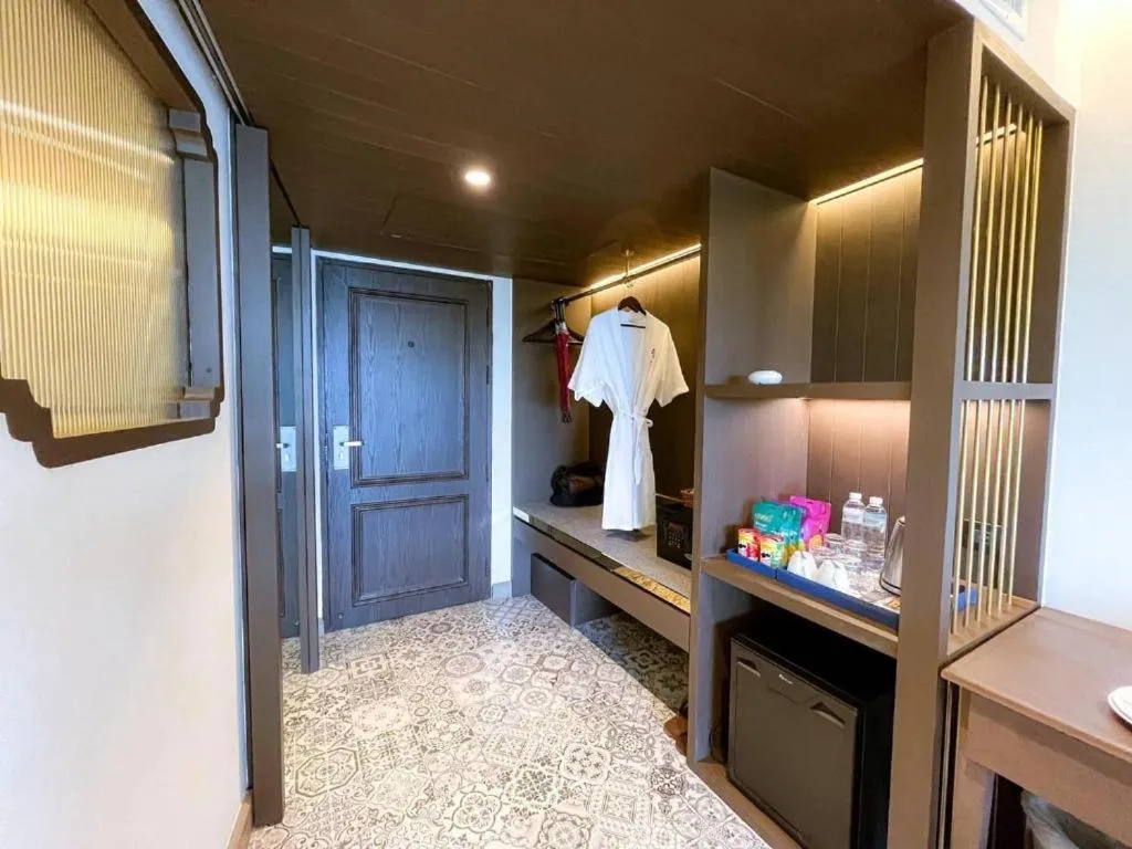 Peach Hill Resort - SHA Extra Plus